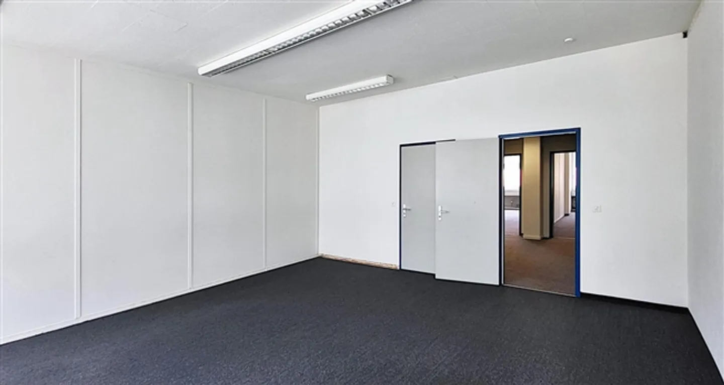 Vielseitige Bürofläche zu vermieten - Foto 7 von 8