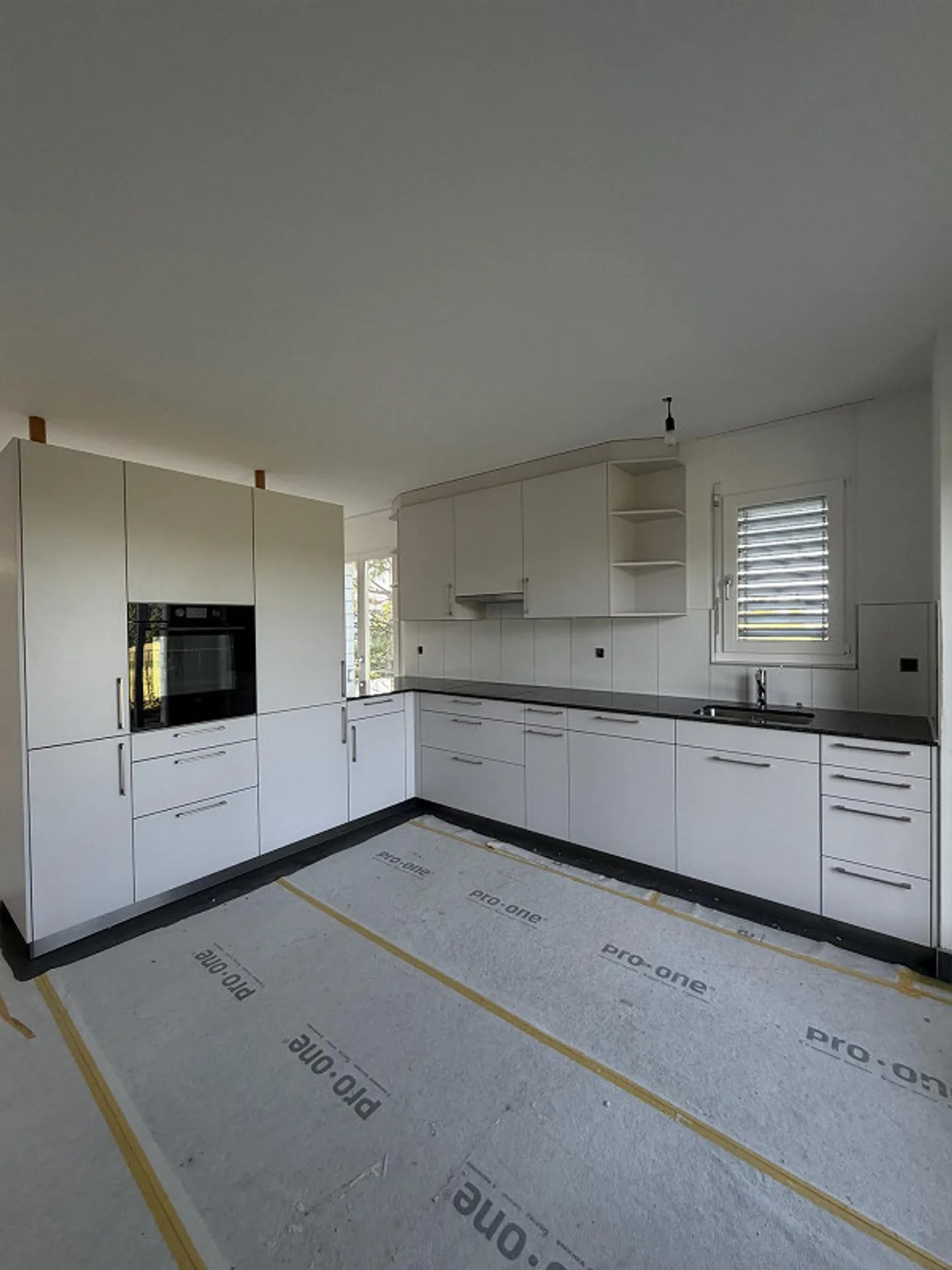 Appartement coopératif de 5,5 pièces - Photo 1 sur 9
