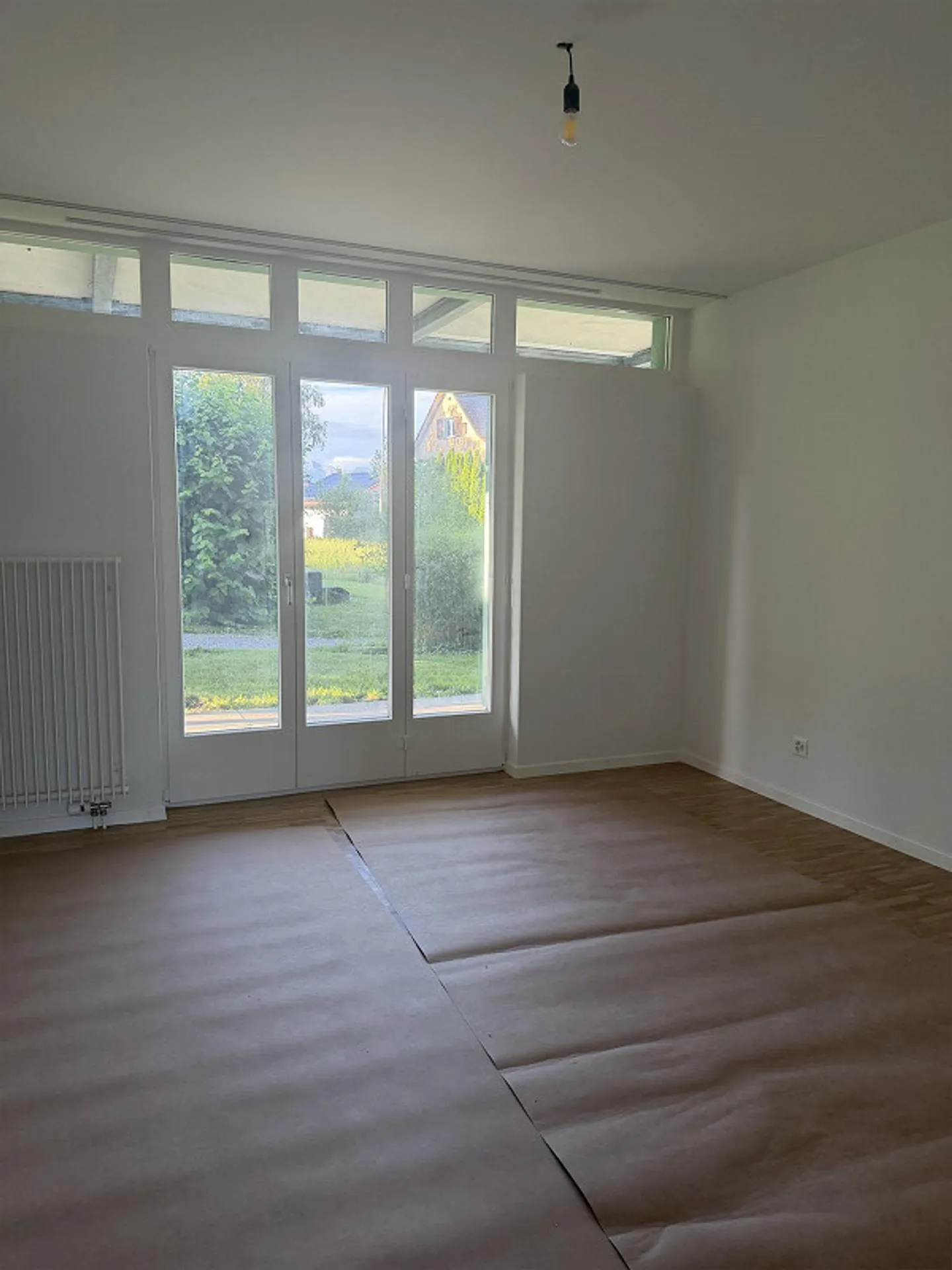 Appartement coopératif de 5,5 pièces - Photo 2 sur 9