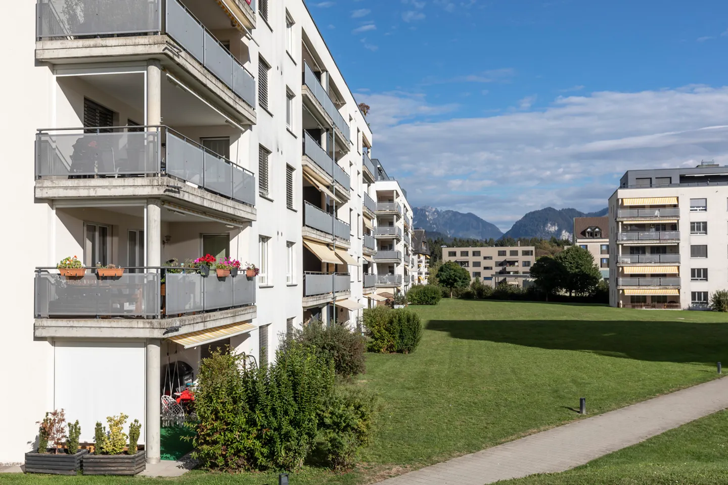 Appartamento con 4,5 stanze al 1° piano - Foto 3 di 14