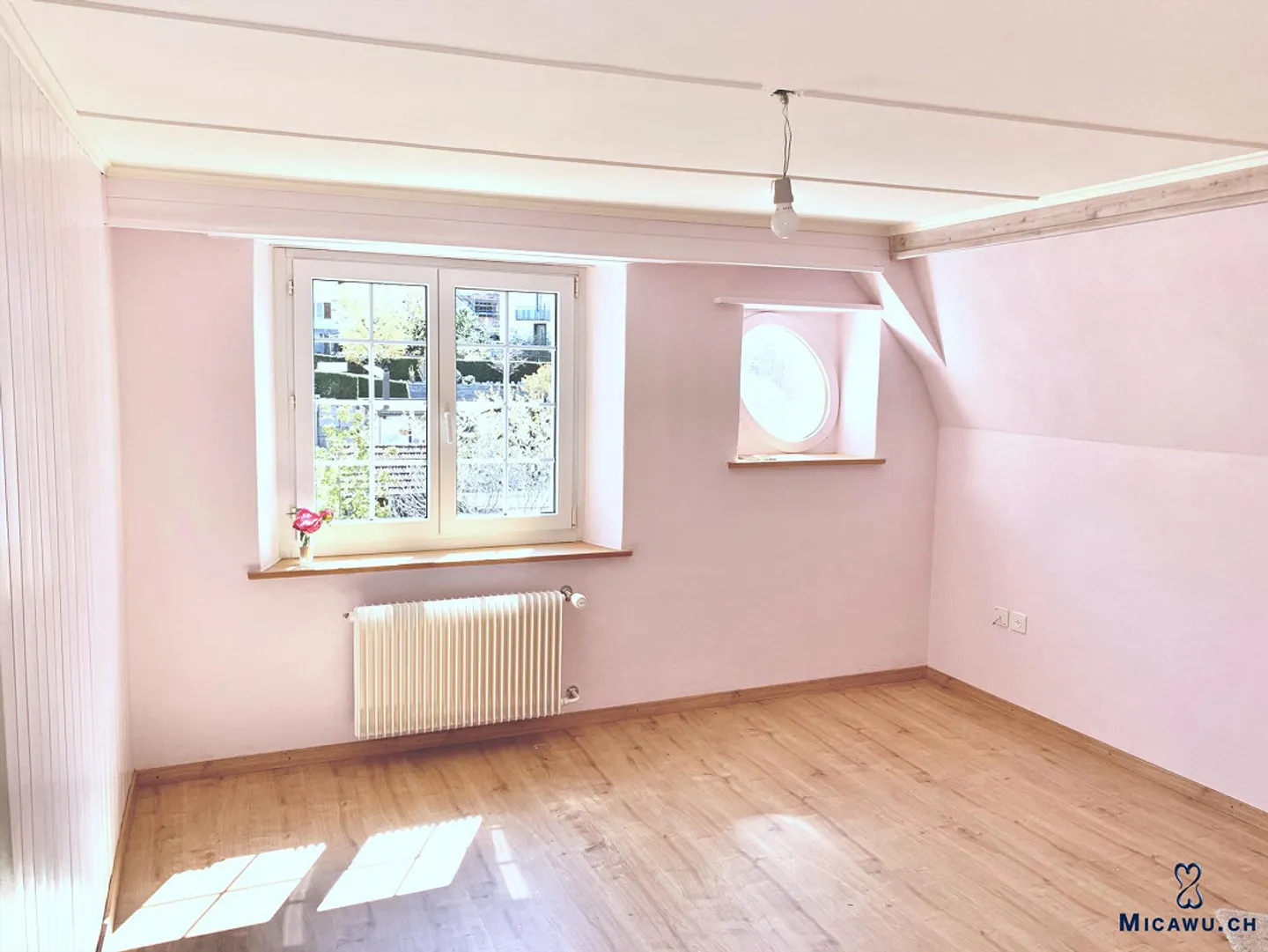Charmante 3.5 Zimmer-Wohnung mit kurzen Wegen zu ÖV und Einkauf - Foto 8 di 15