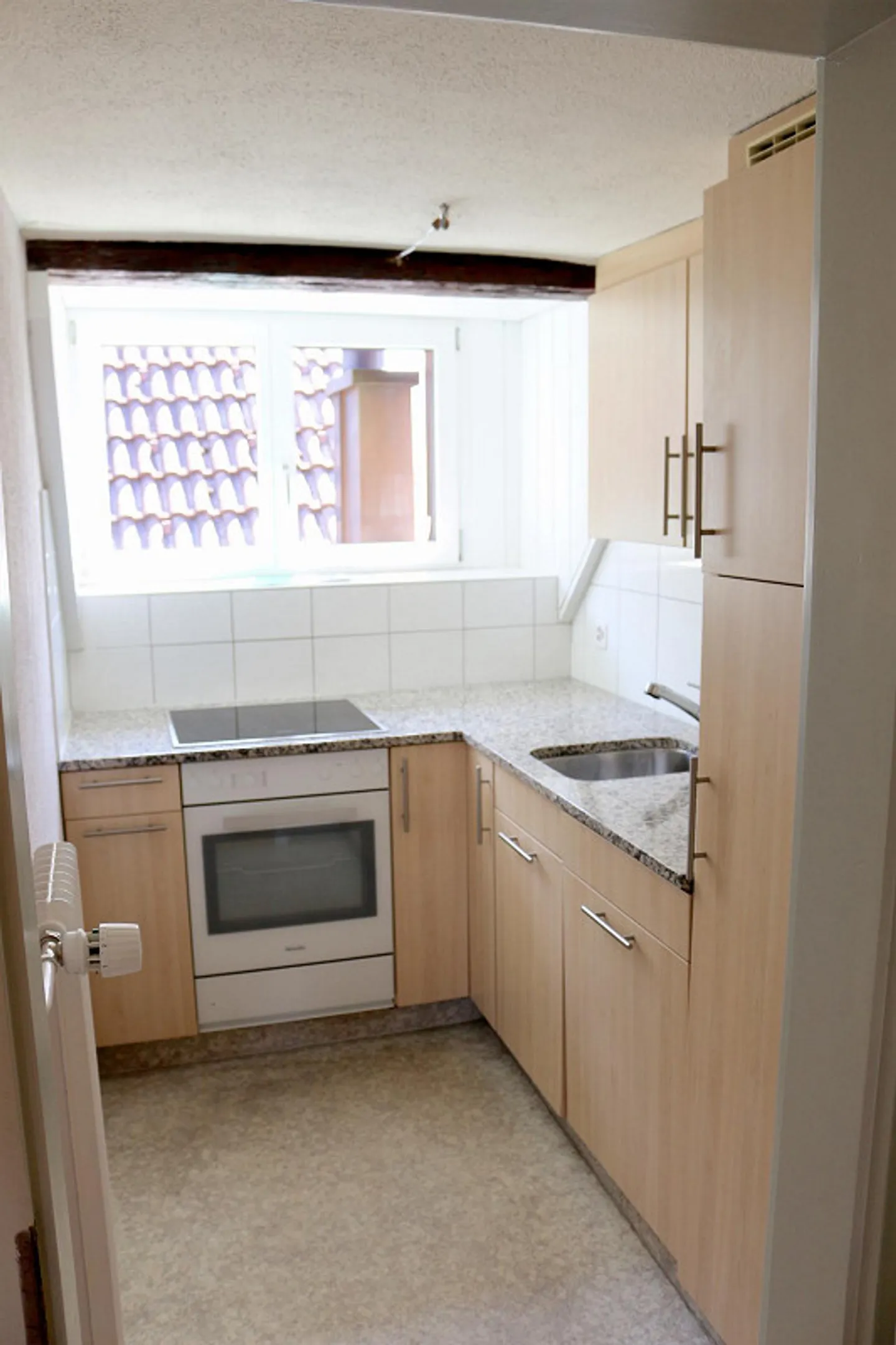 Charmante 3.5 Zimmer-Wohnung mit kurzen Wegen zu ÖV und Einkauf - Foto 13 di 15