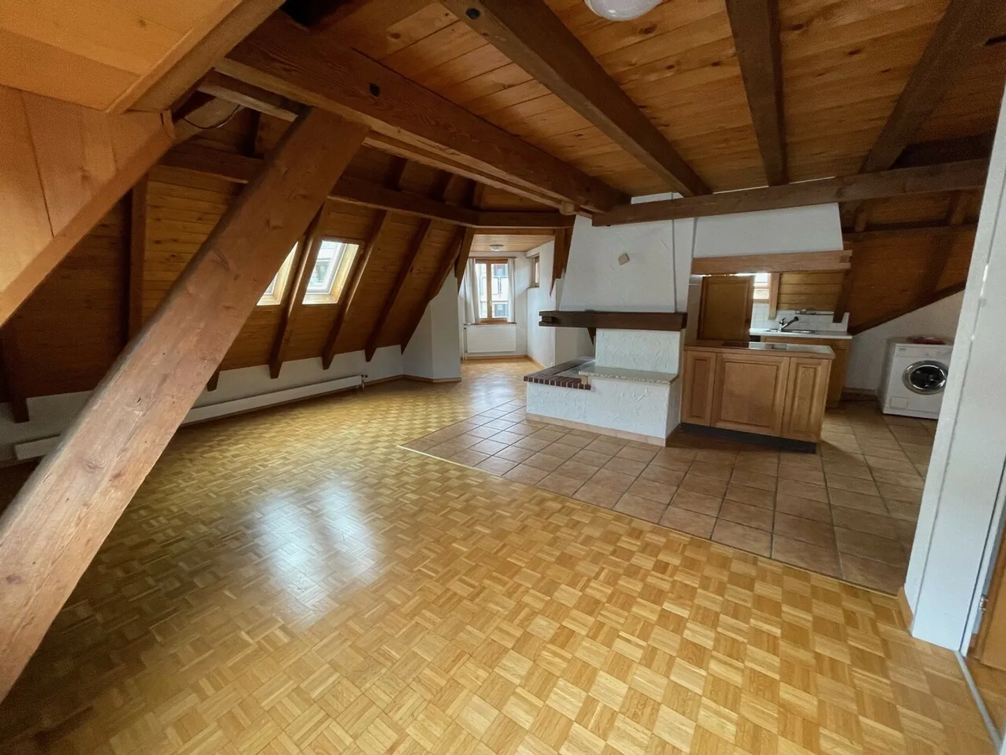 3.5 Room Apartment - Photo 4 of 10