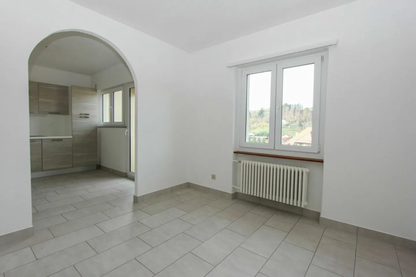 Brightly renovated 3.5-room investment apartment - Photo 2 of 14