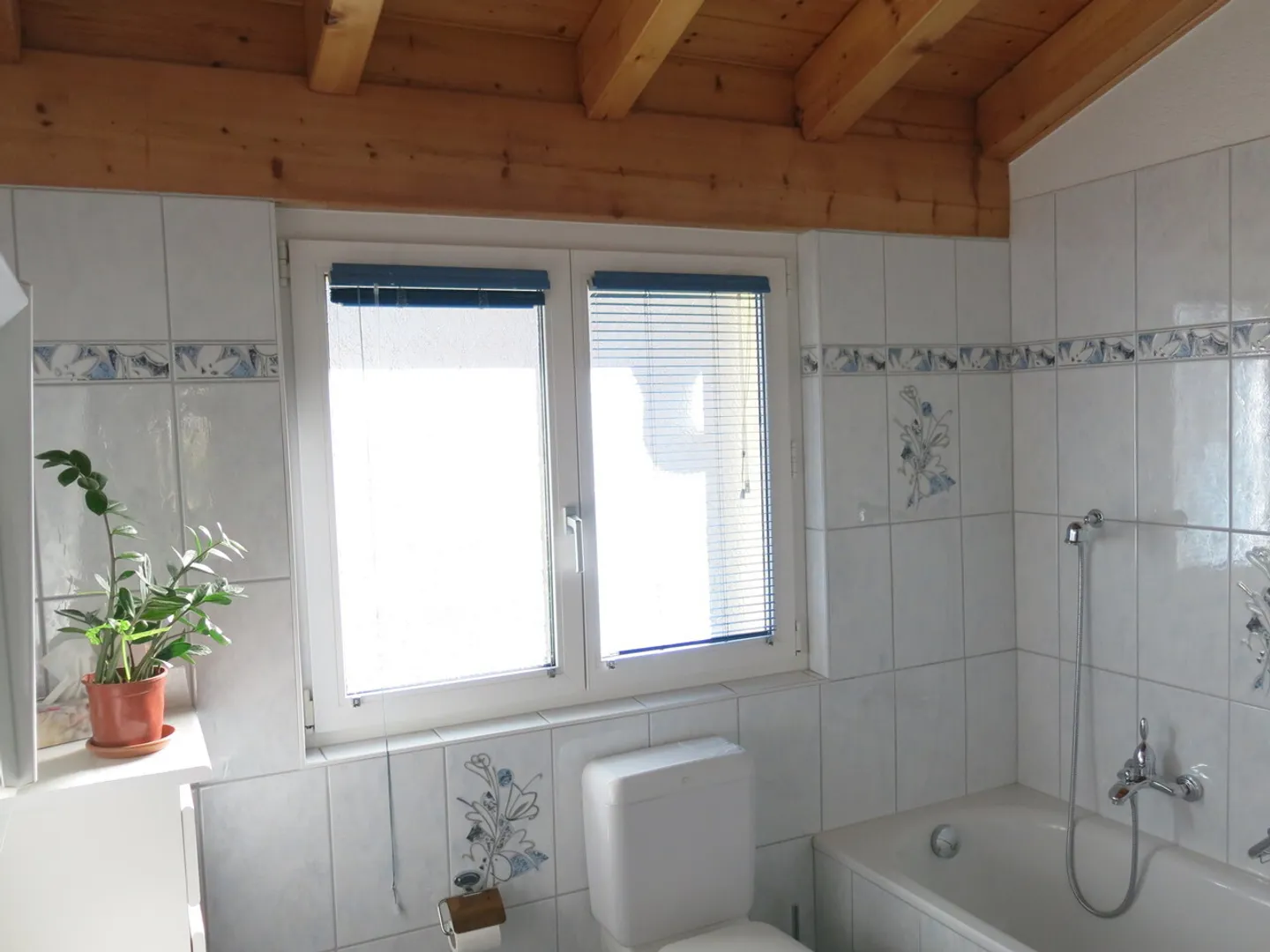 Familienvilla in der Gemeinde Sion - Foto 10 von 14