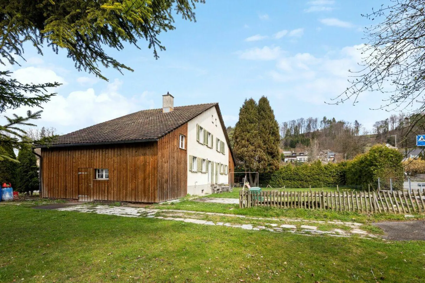 Einfamilienhaus mit 624 m2 grossem Grundstück - Foto 13 von 14