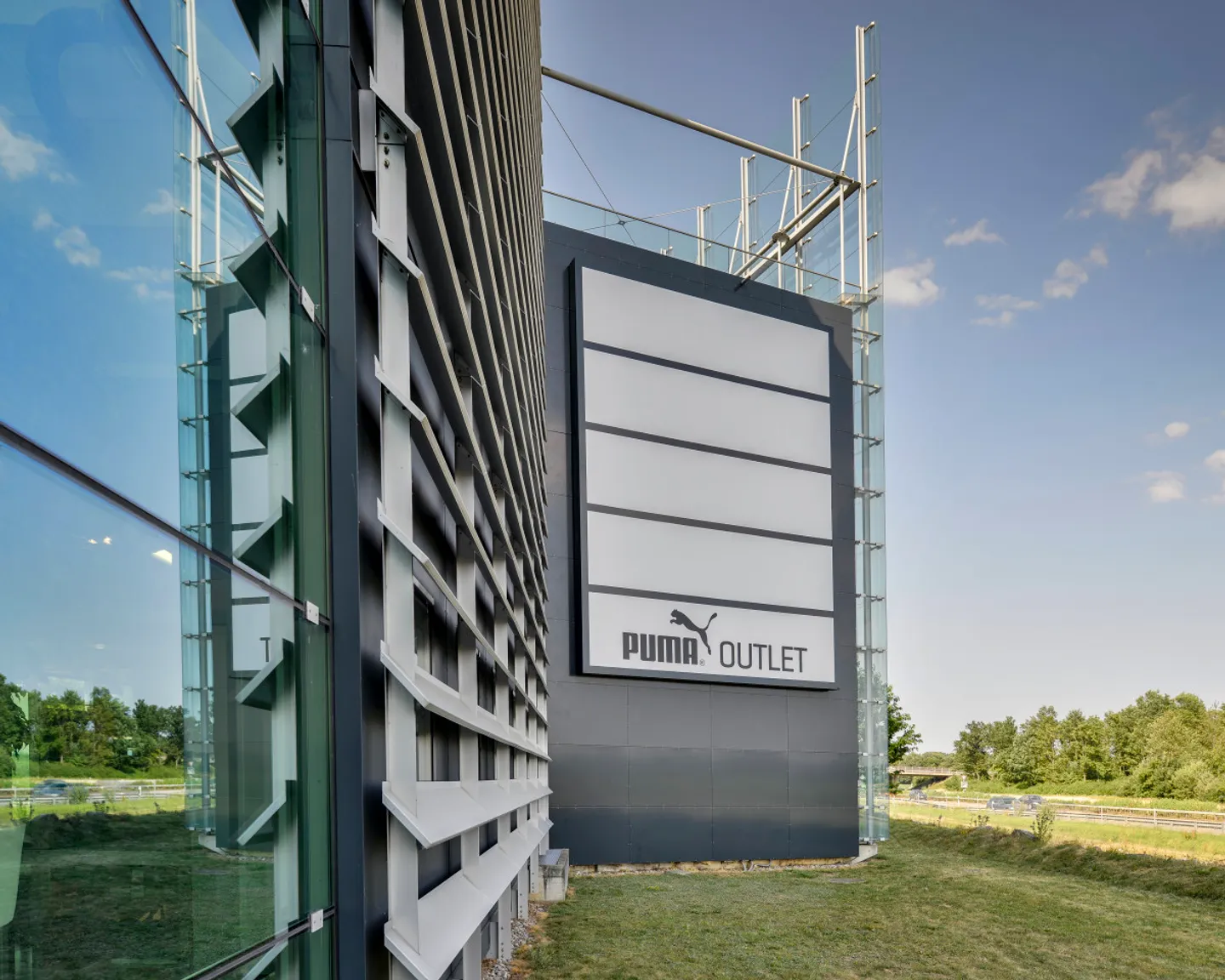 Edificio ad uso misto in affitto - Foto 6 di 10