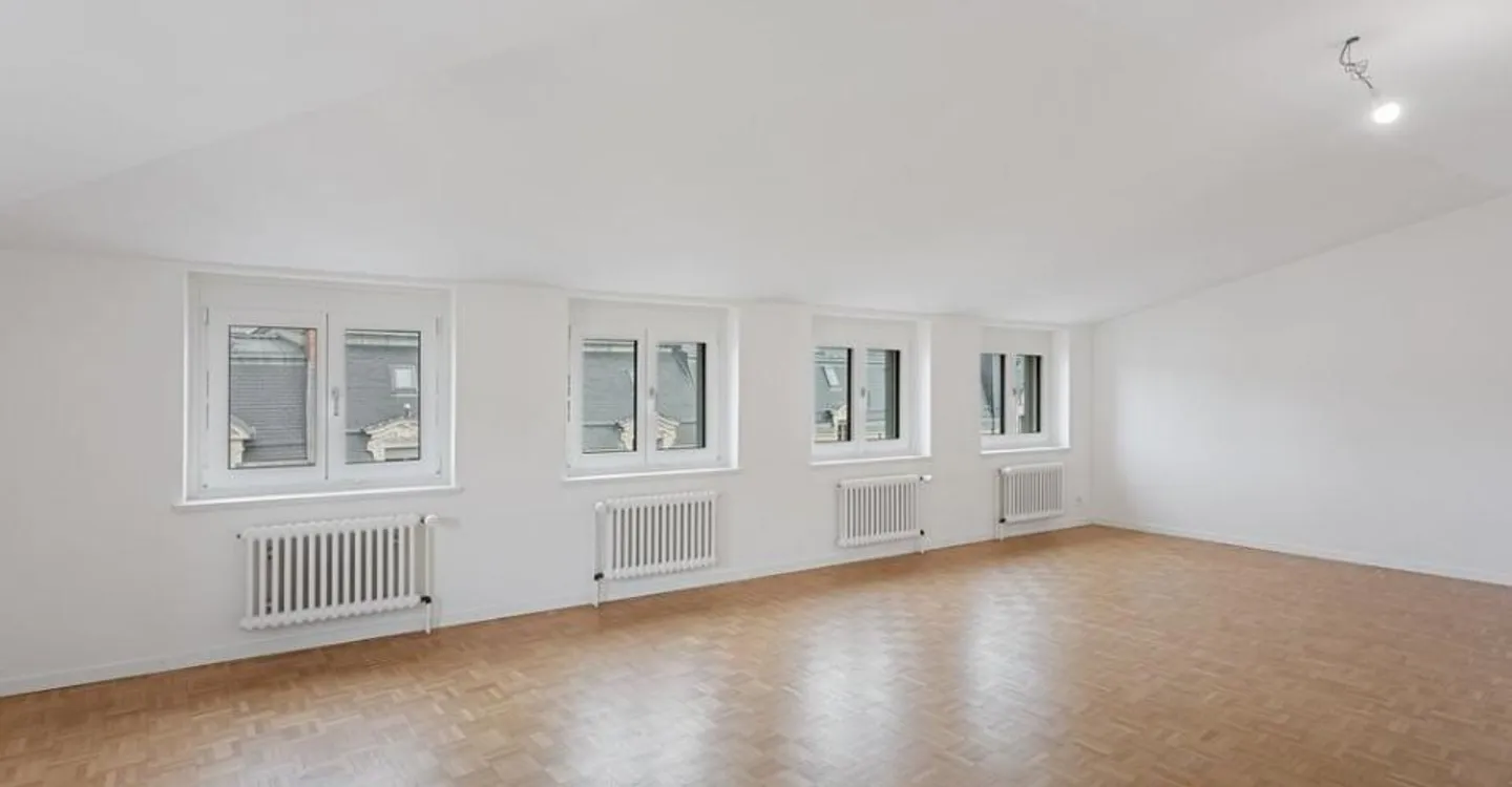 Appartement rénové à Bel-Air - Photo 3 sur 7
