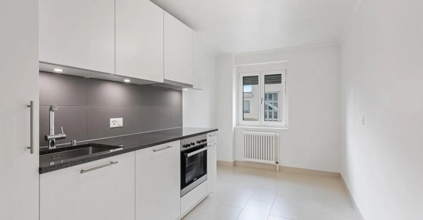 Appartement rénové à Bel-Air - Photo 1 sur 7