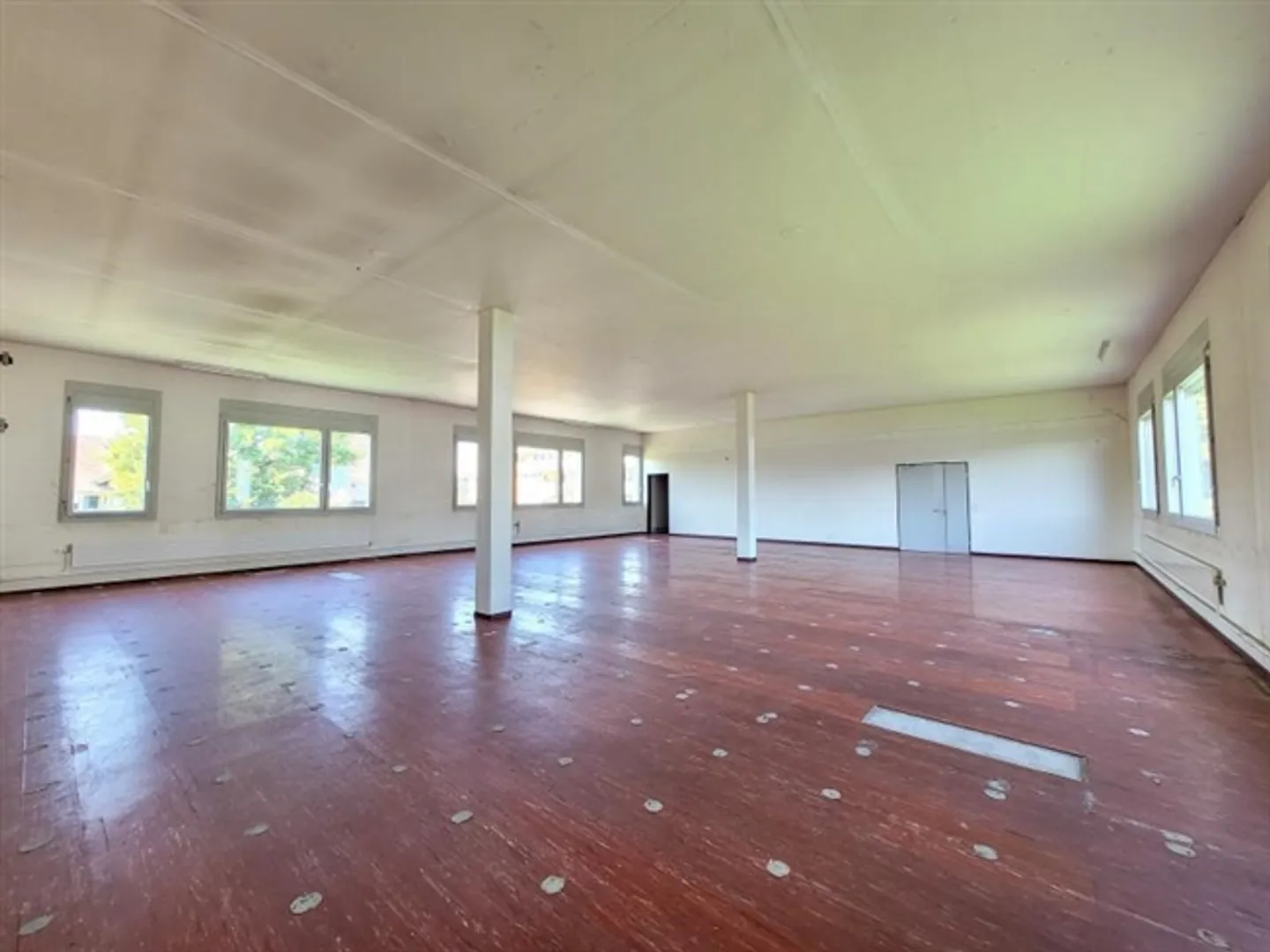 Swisscom Hinwil - Photo 1 of 4