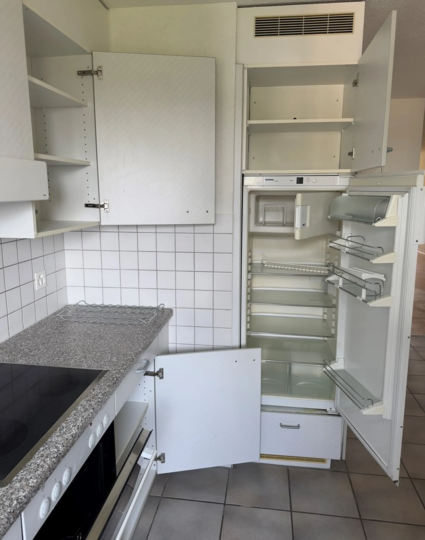 Apartment for rent - Photo 4 of 11