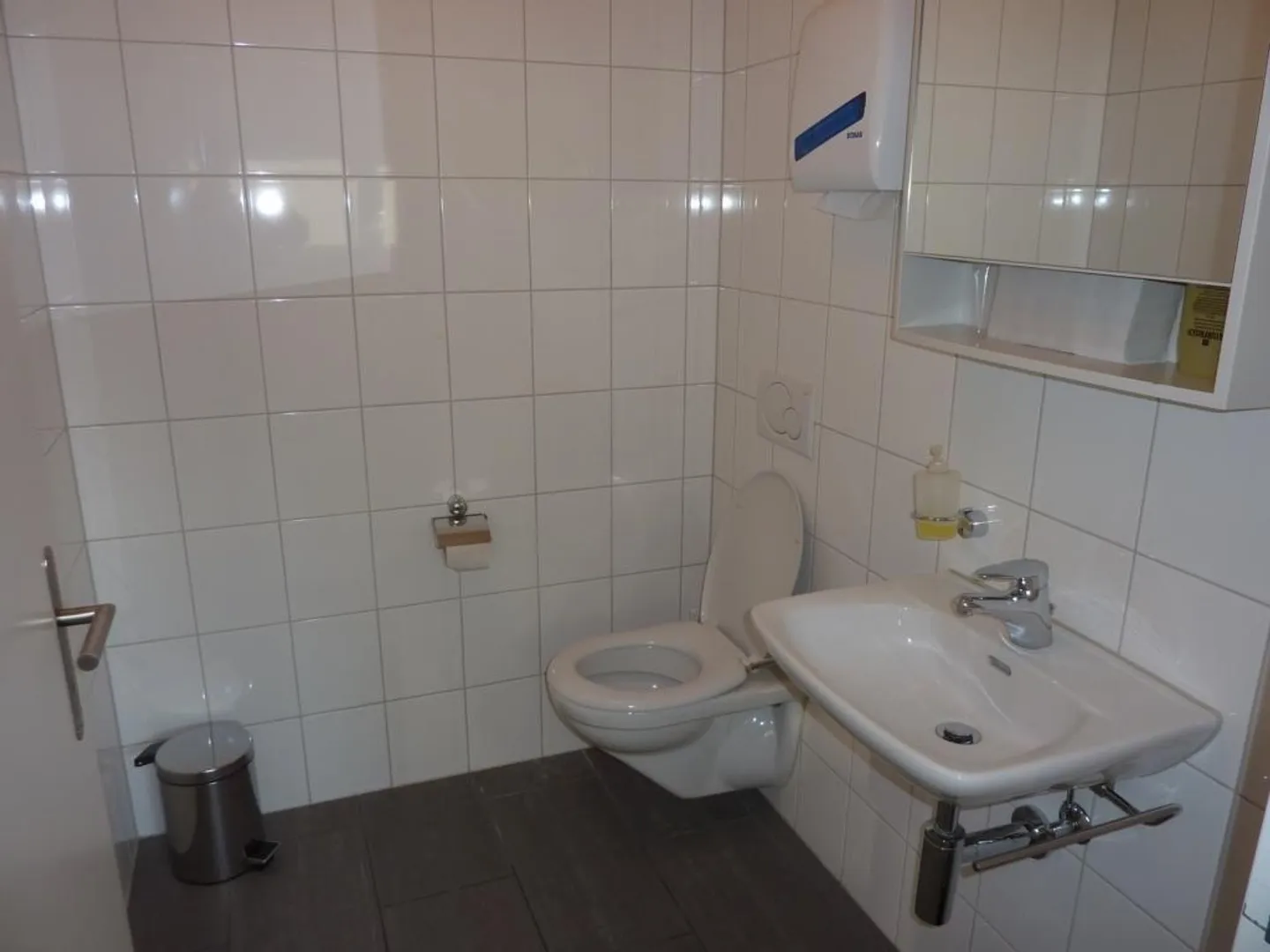 Bürofläche an guter Lage im Aarepark (112 m2) - Foto 7 von 9
