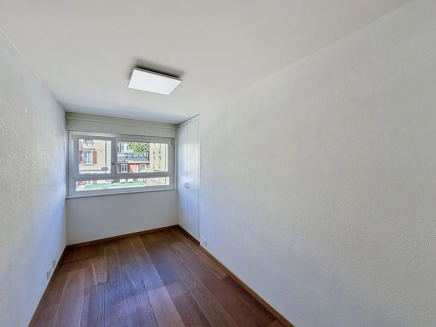 Ampio Appartamento di 5.5 Stanze - Foto 7 di 10