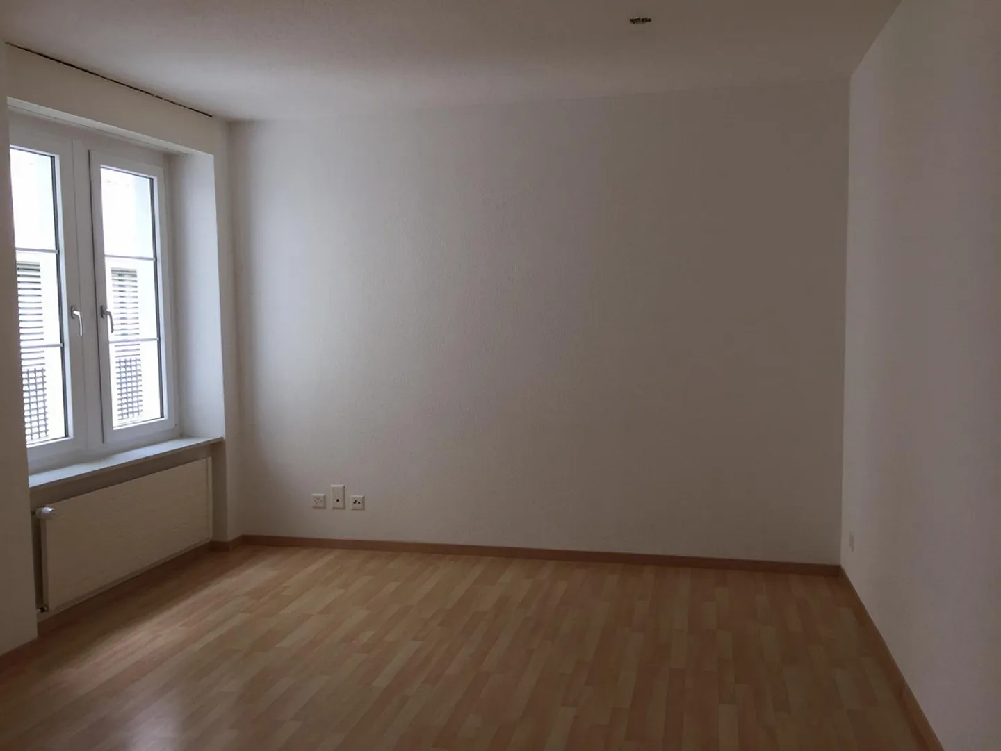 2 1/2-Room Old Town Apartment - Photo 2 of 5