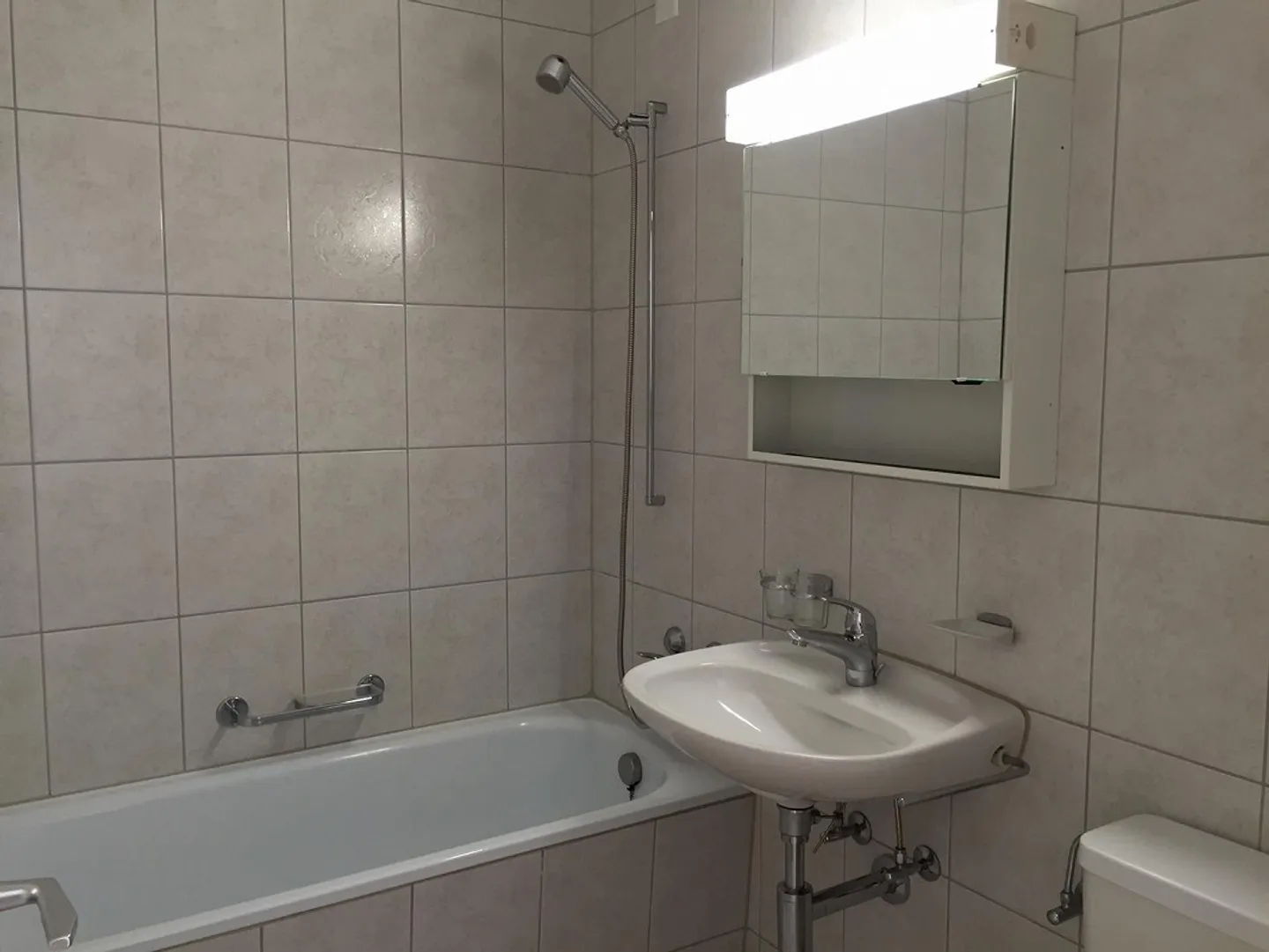 2 1/2-Room Old Town Apartment - Photo 4 of 5