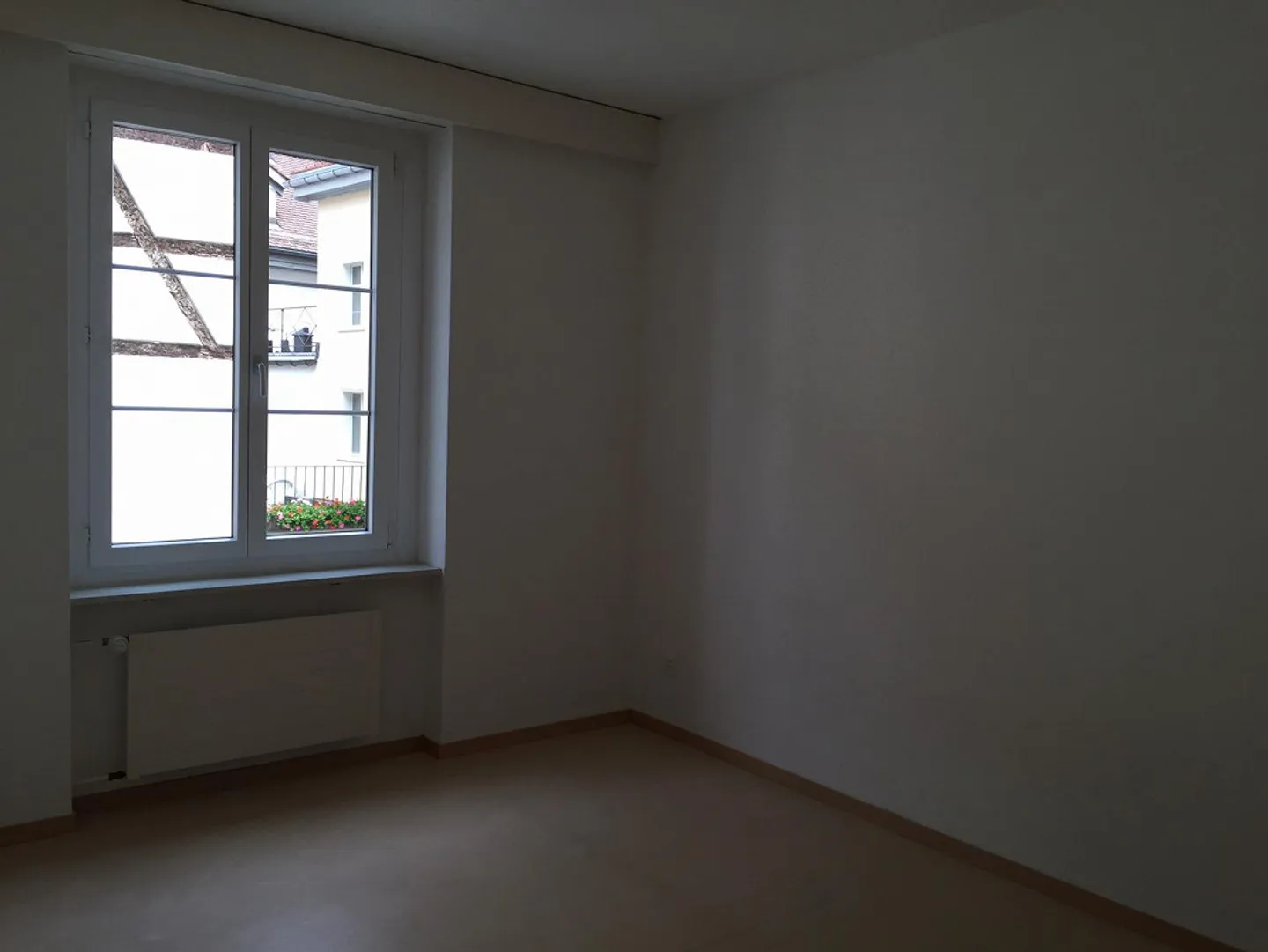 2 1/2-Room Old Town Apartment - Photo 3 of 5