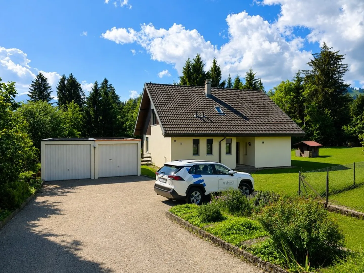 Villa con 4,5 stanze per CHF 3'200.- al mese - Foto 1 di 11