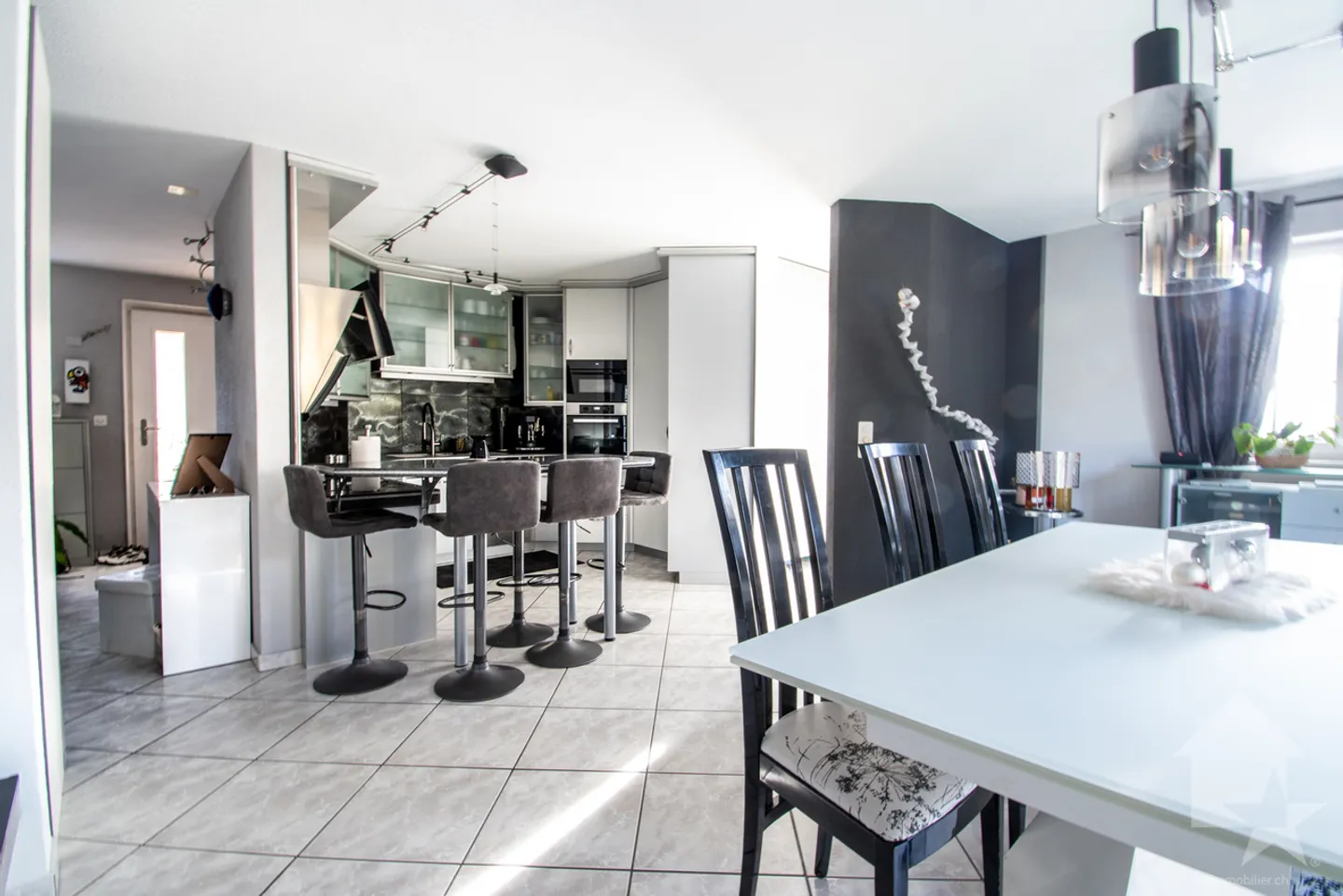 Chablais Vaudois, Einfamilienhaus 6,5 Zimmer in der Nähe der Natur - Foto 8 von 20