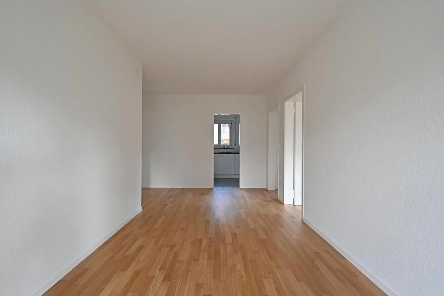 4 1/2-room apartment, 2nd floor left - Photo 4 of 5