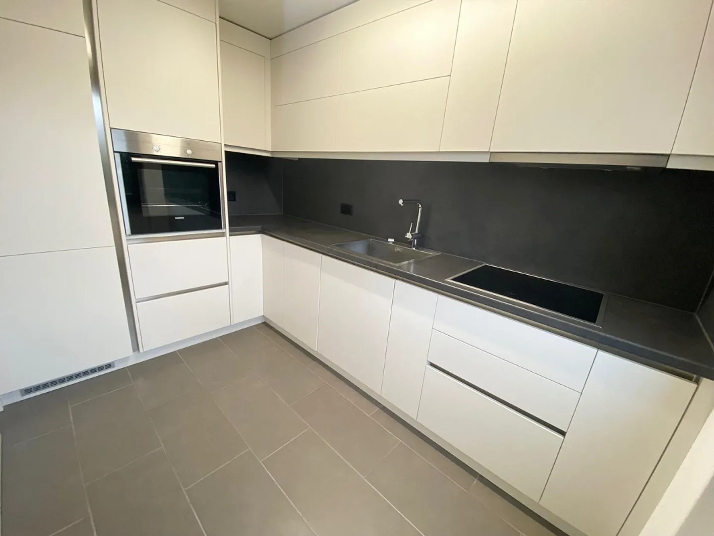 Wohnung an ruhiger Lage - Foto 3 von 10