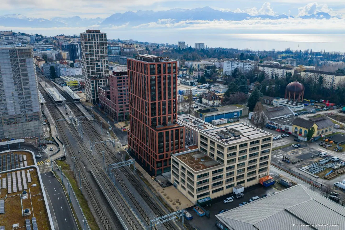 Bureaux avec vue panoramique sur le lac ! - Photo 6 sur 7