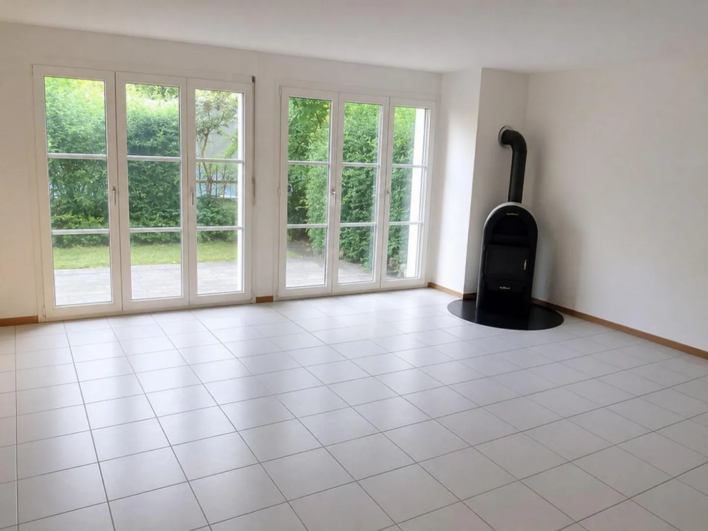 Appartamento duplex attraente a Nidau! - Foto 2 di 7