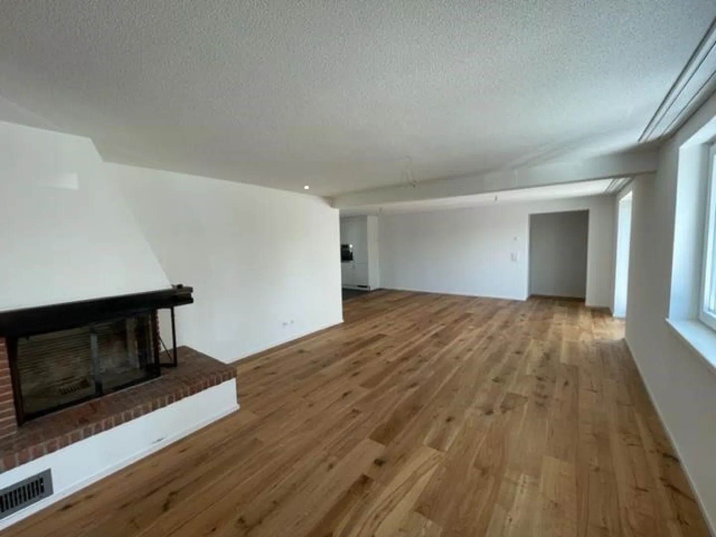 Maison multifamiliale avec 10 appartements - Photo 4 sur 12