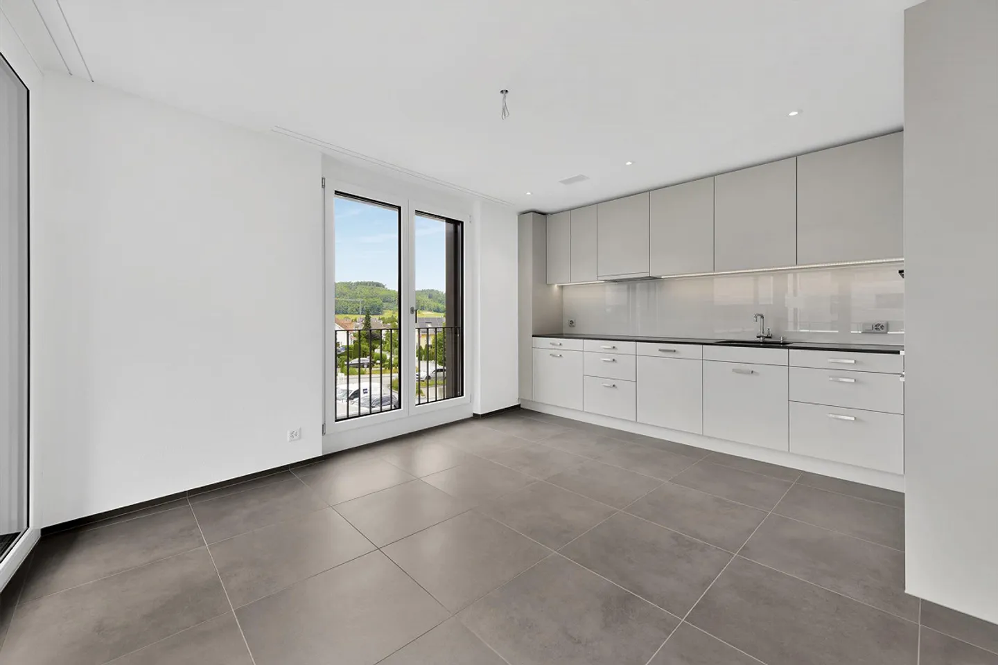 Your living experience in a comfortable location - Photo 3 of 13