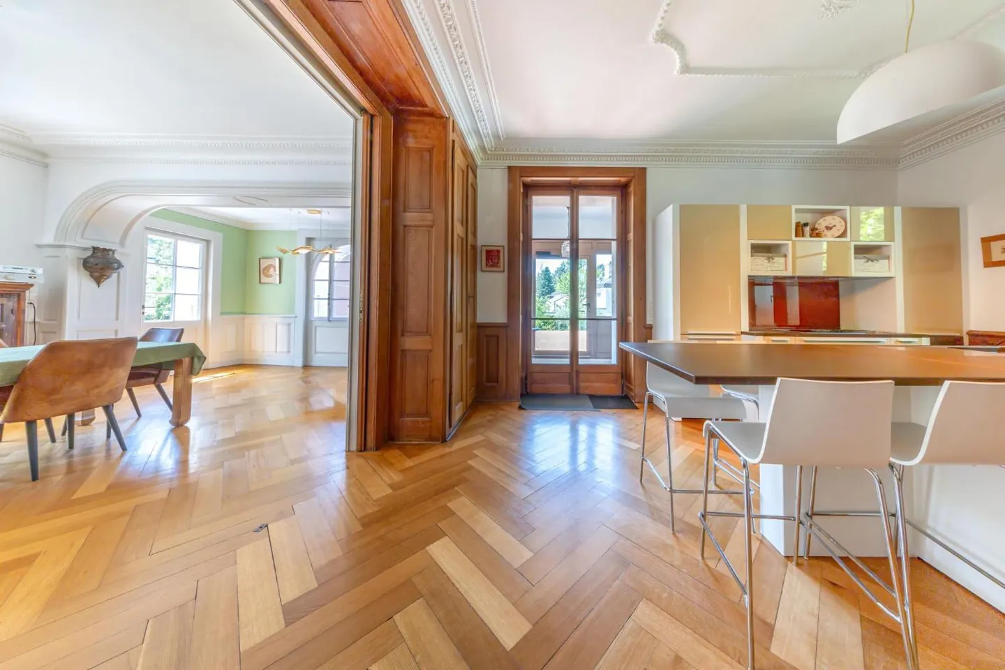 Haus mit 12 Zimmern - Foto 3 von 13