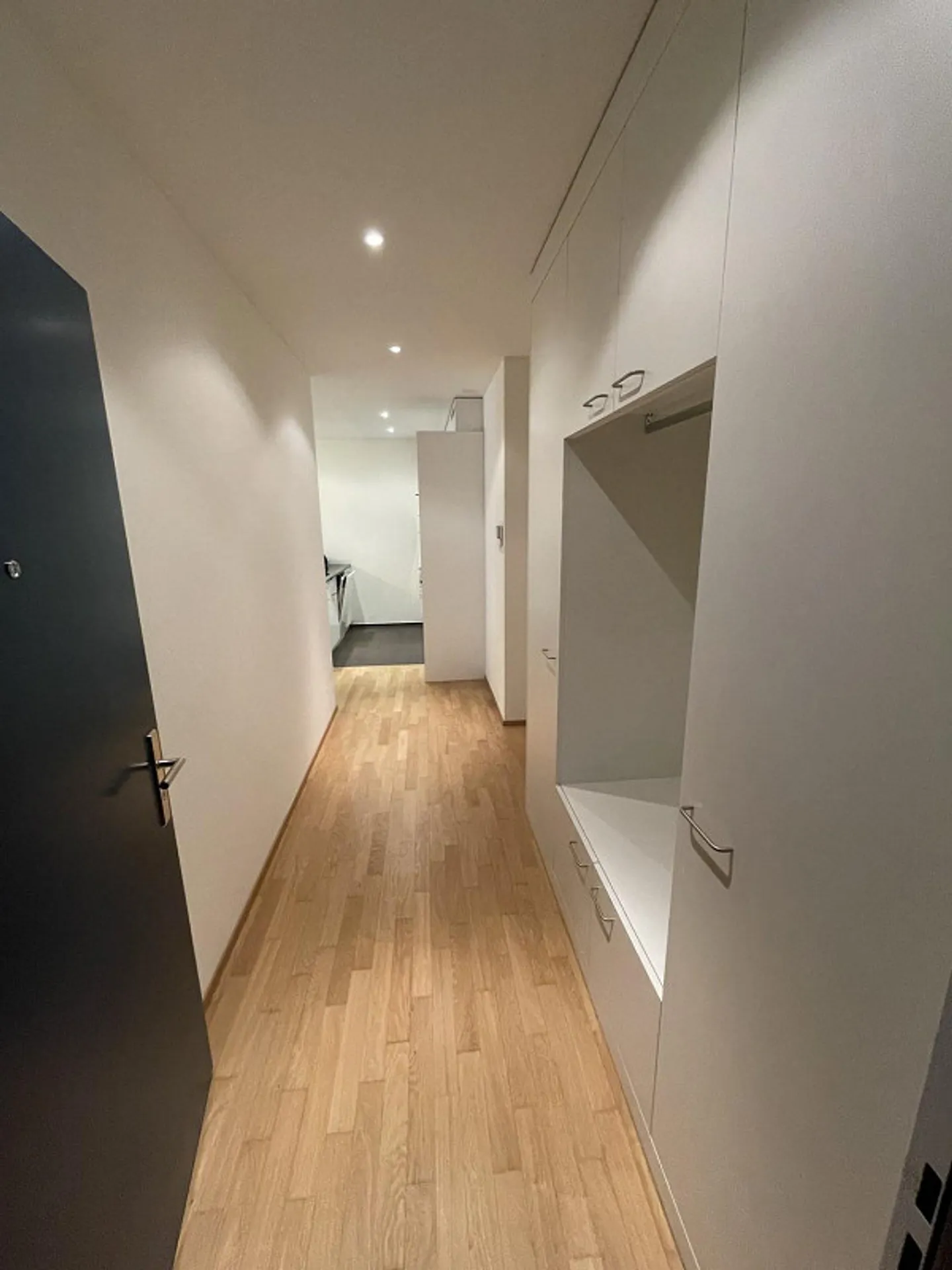 Rental apartment in a central location - Photo 1 of 9