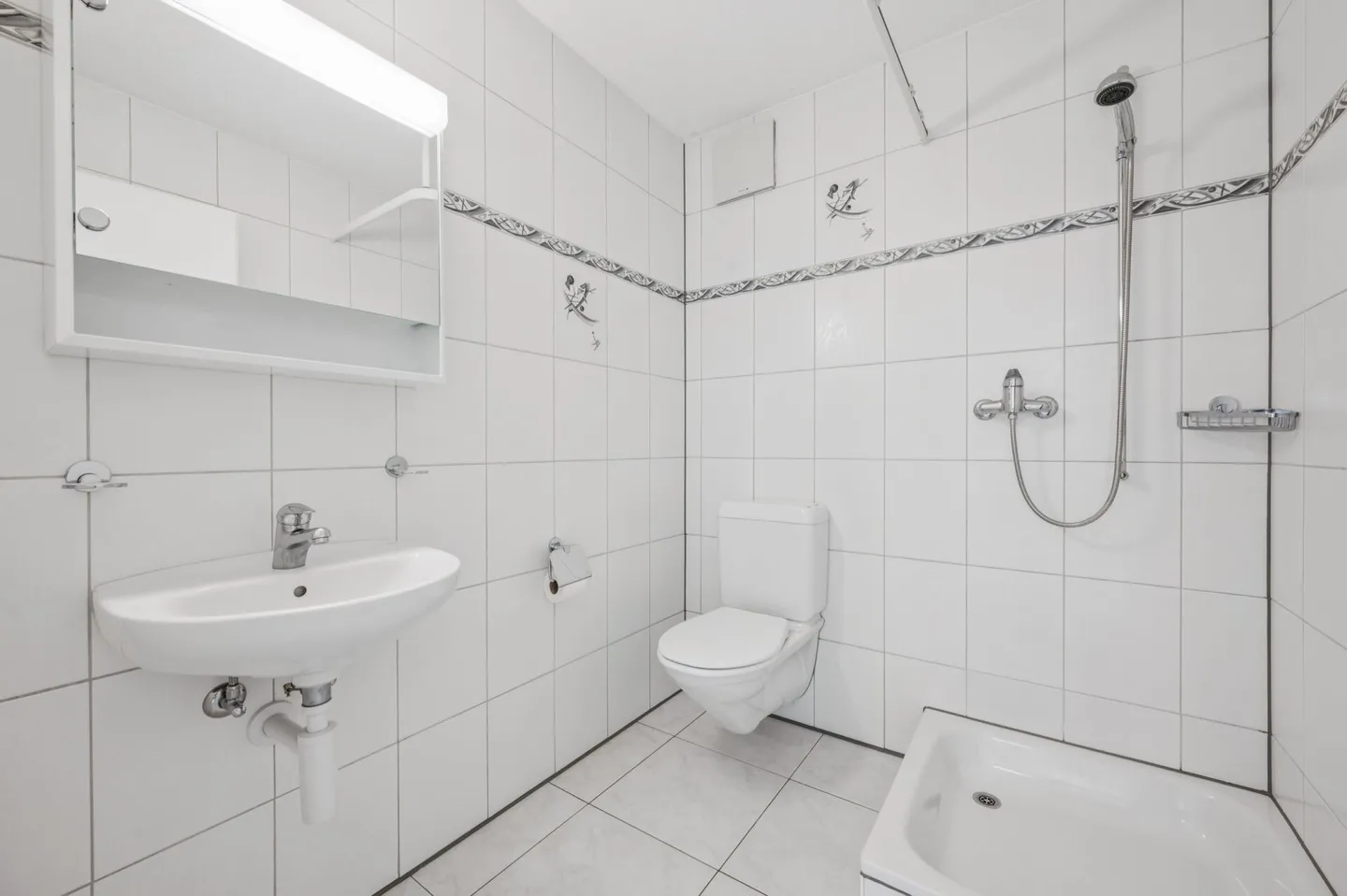 Inviting 4.5-Room Duplex Apartment - Photo 7 of 13