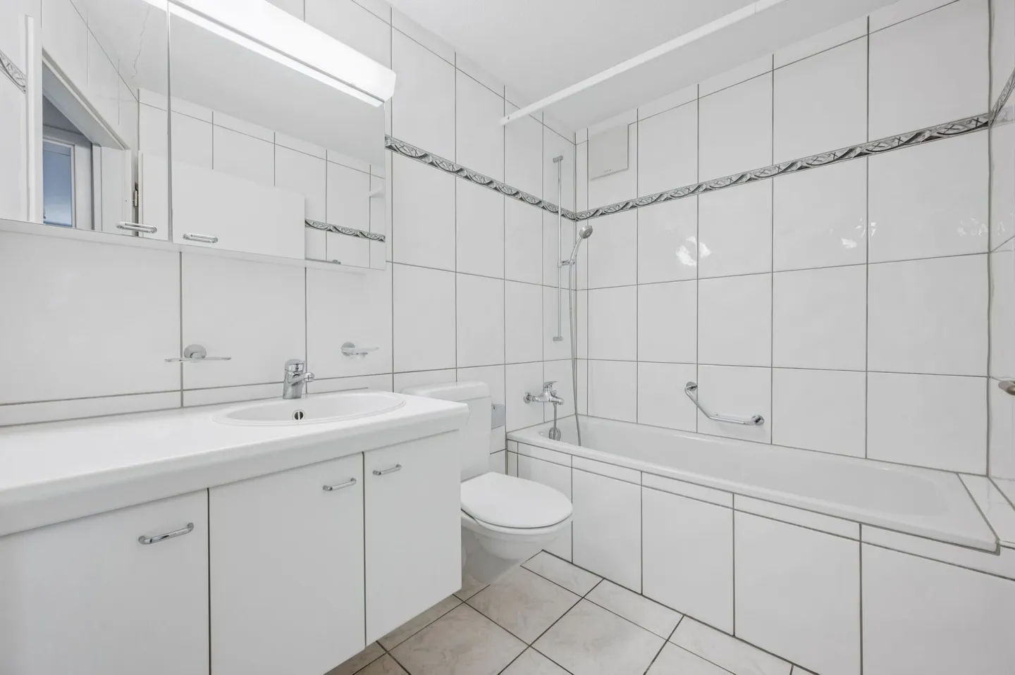 Inviting 4.5-Room Duplex Apartment - Photo 9 of 13