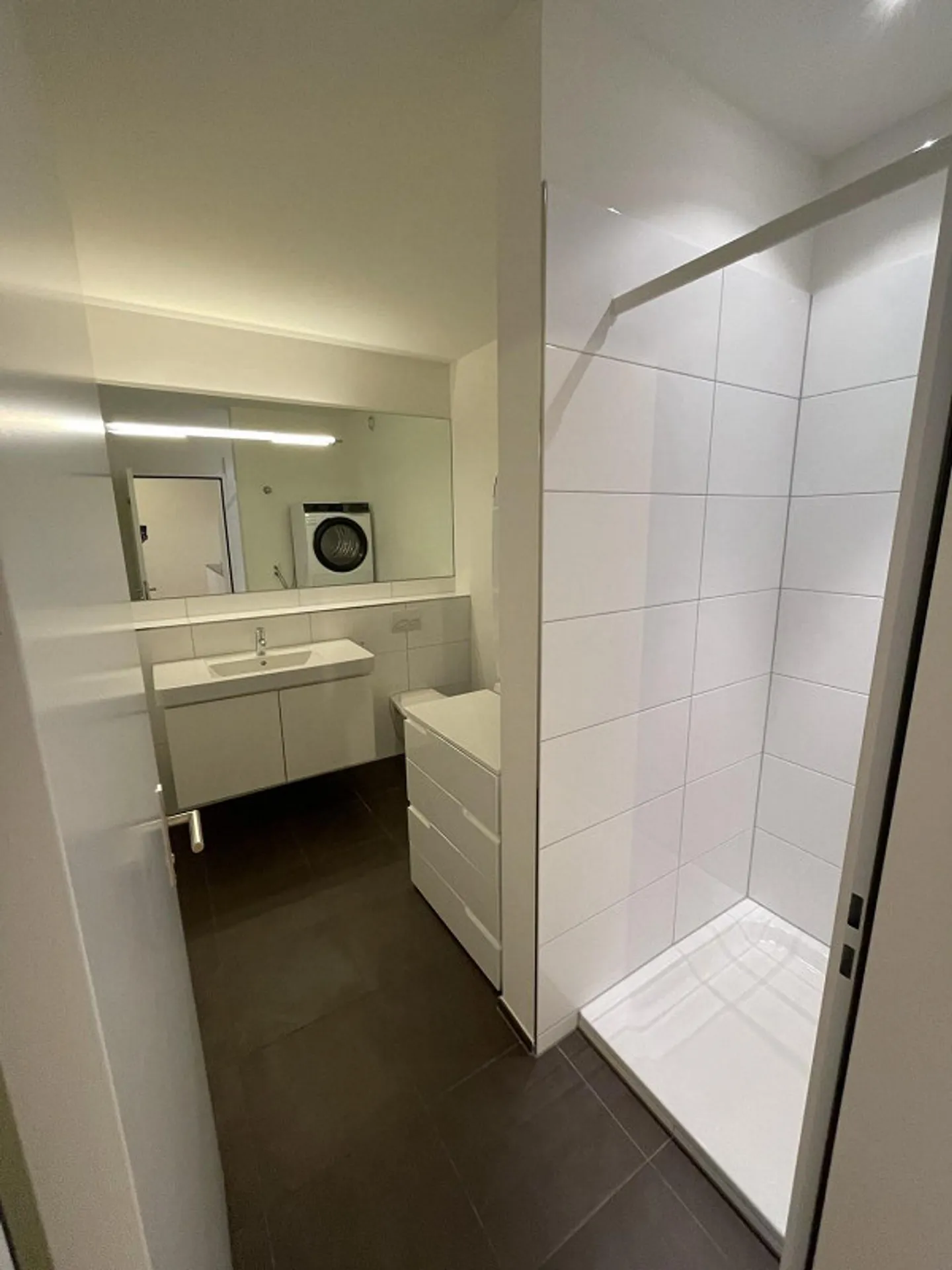 Rental apartment in a central location - Photo 8 of 9