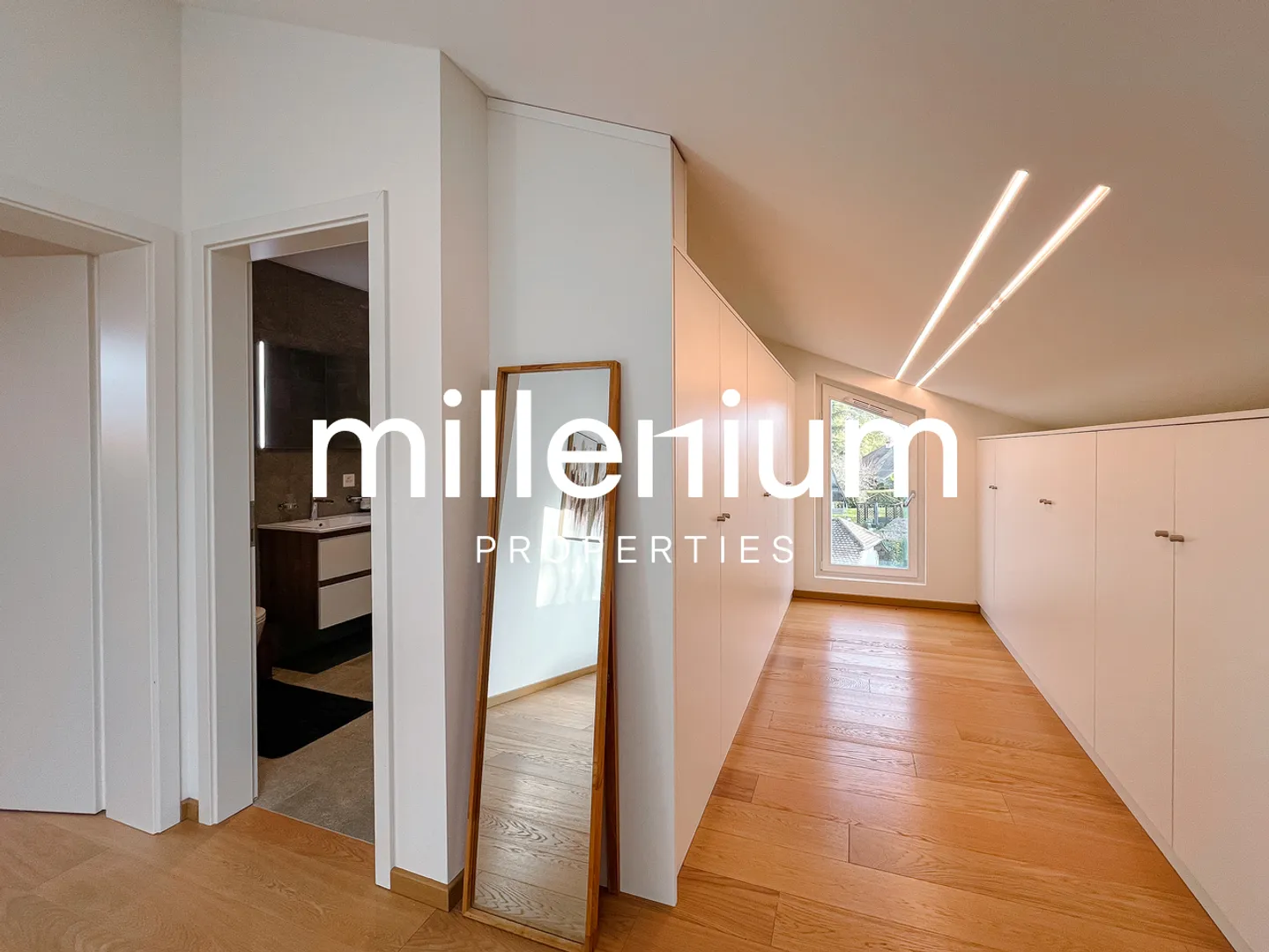 Stunning Duplex in Vésenaz - Photo 10 of 13