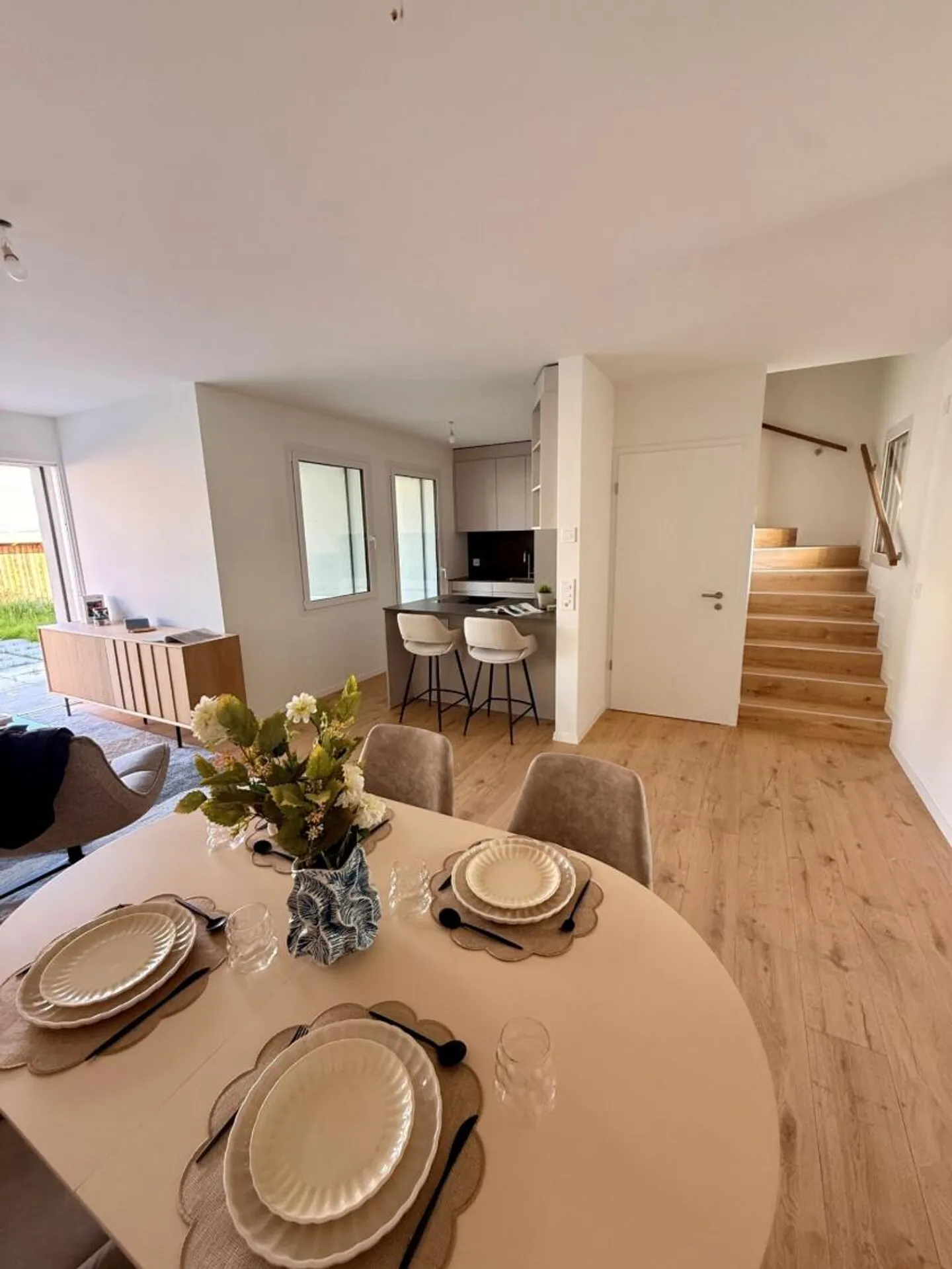 Maison jumelée 5.5 pièces à Cronay - Photo 4 sur 13