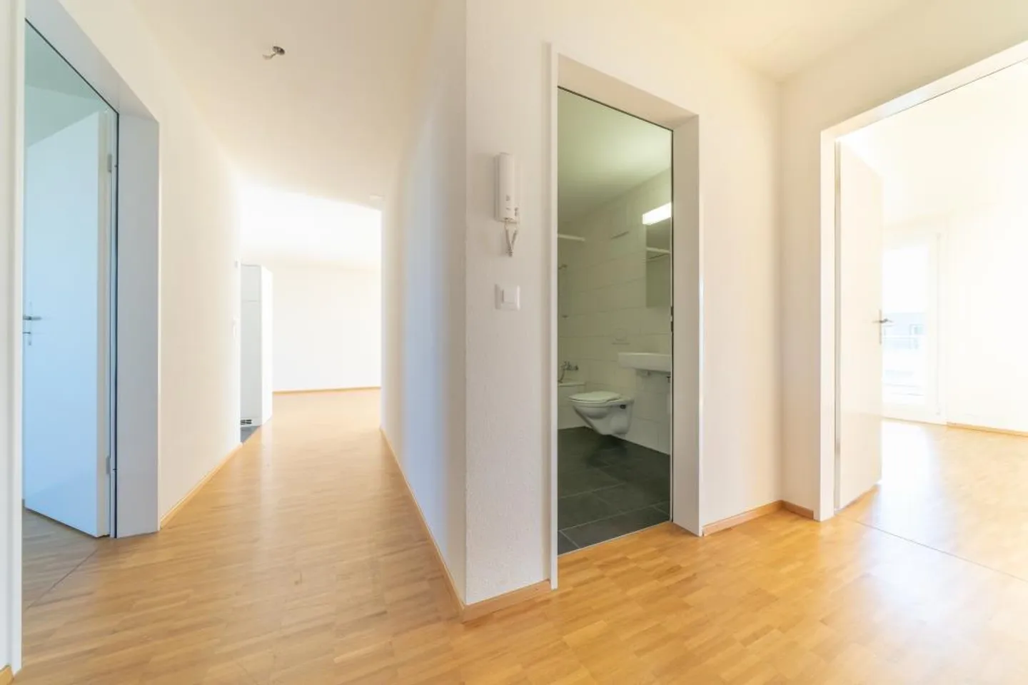 Helle Attika-Wohnung - Foto 6 von 6