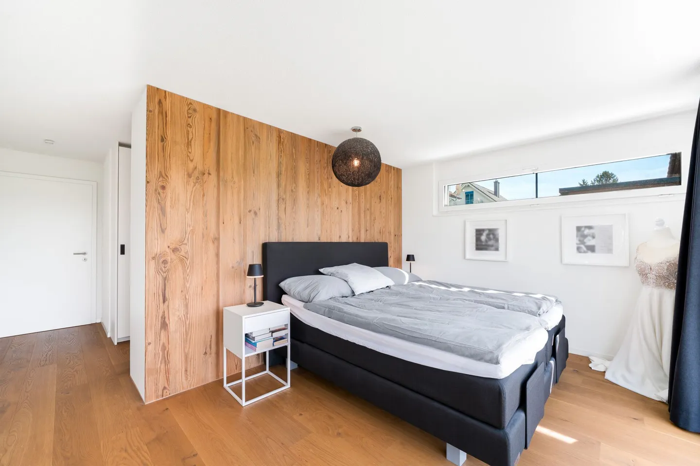 Appartement de rez-de-chaussée de 5,5 pièces avec 300 m2 de jardin privé - Photo 14 sur 19