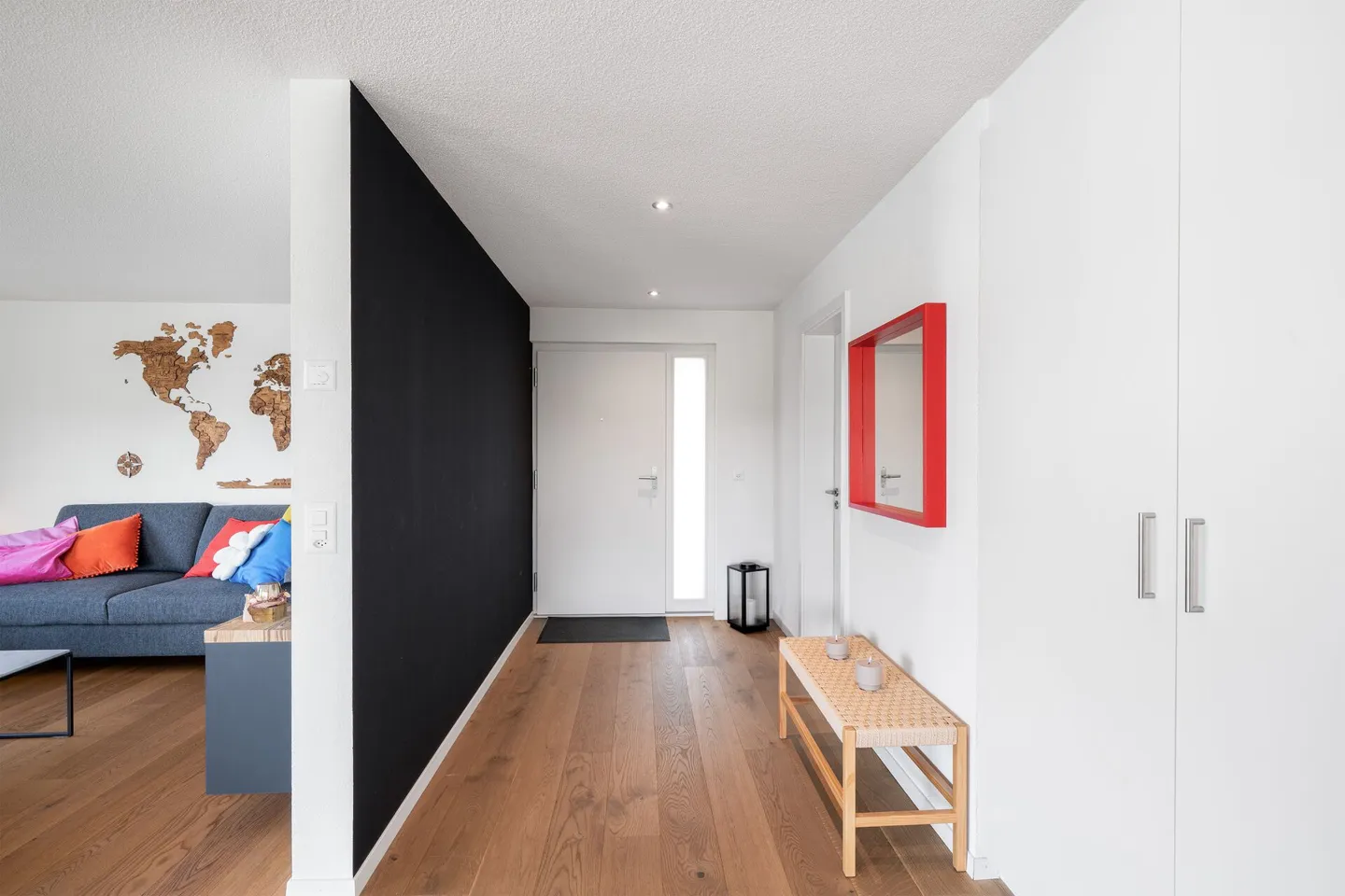 Appartement de rez-de-chaussée de 5,5 pièces avec 300 m2 de jardin privé - Photo 7 sur 19