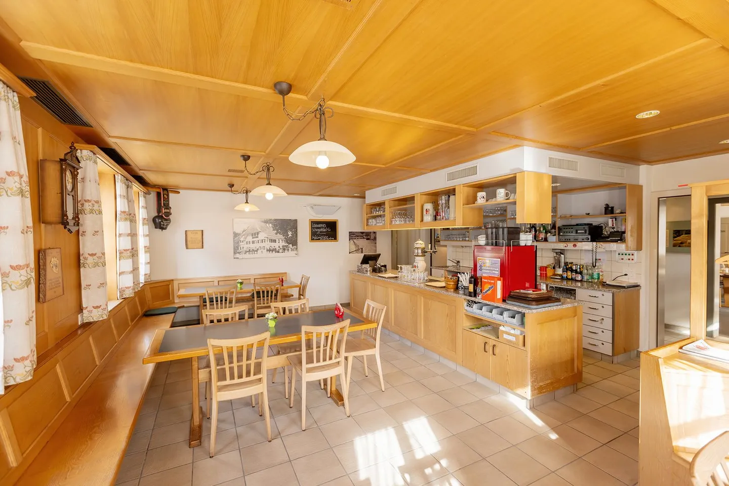 Auberge de campagne marquante avec potentiel de réutilisation - Photo 7 sur 19