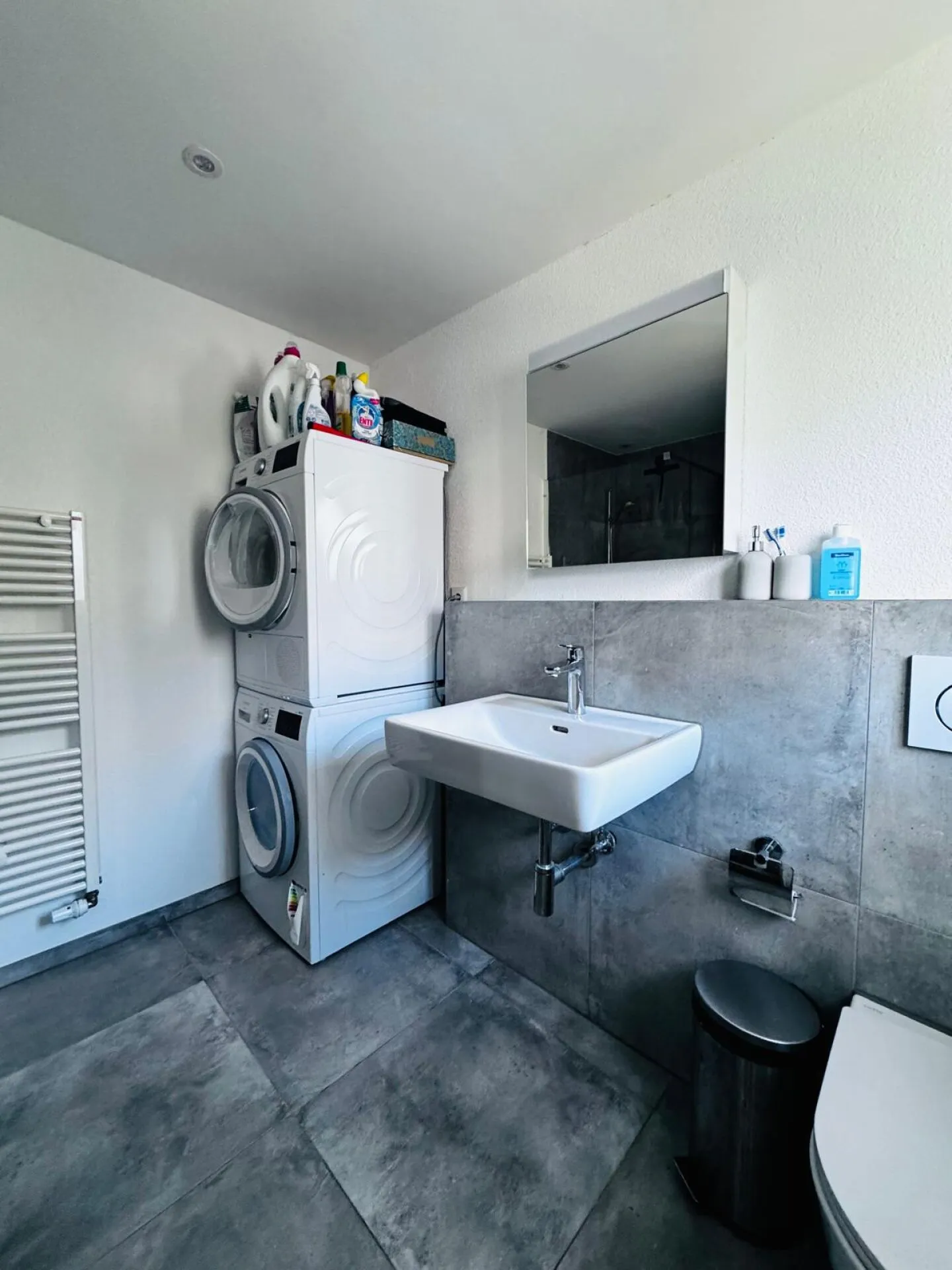 Casa a schiera modernizzata di 3,5 stanze con giardino a Muttenz in posizione ottimale - Foto 6 di 15