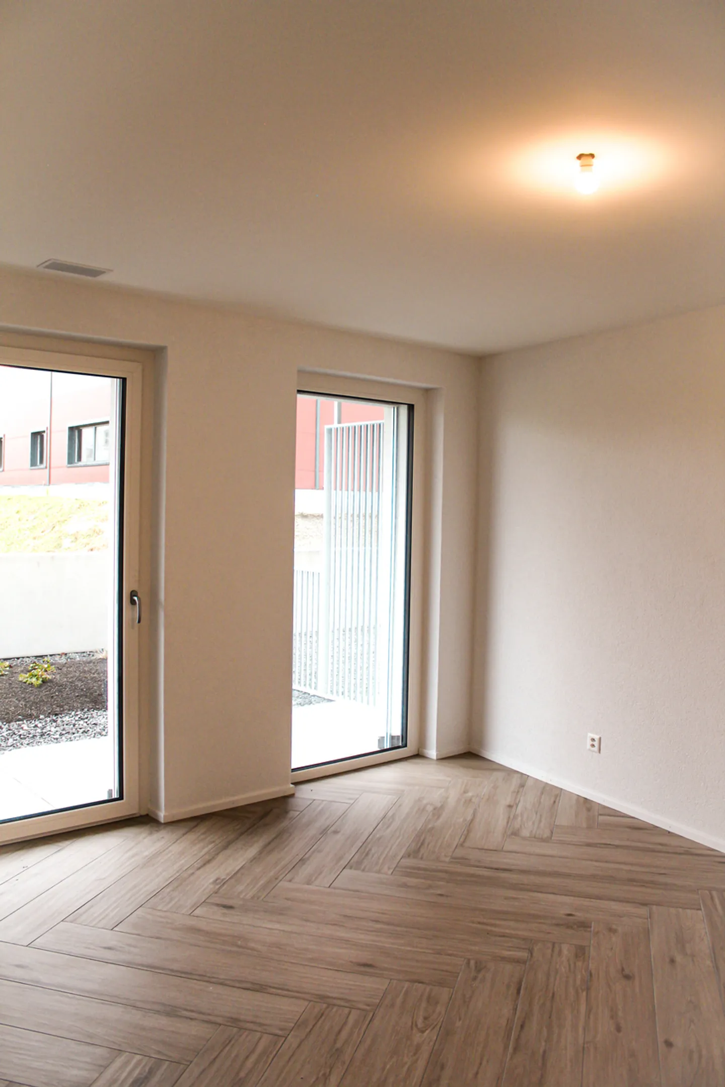Miete in Rossemaison – Wohnung 4,5 Stück. Minergie-P mit Terrasse - Foto 14 von 18