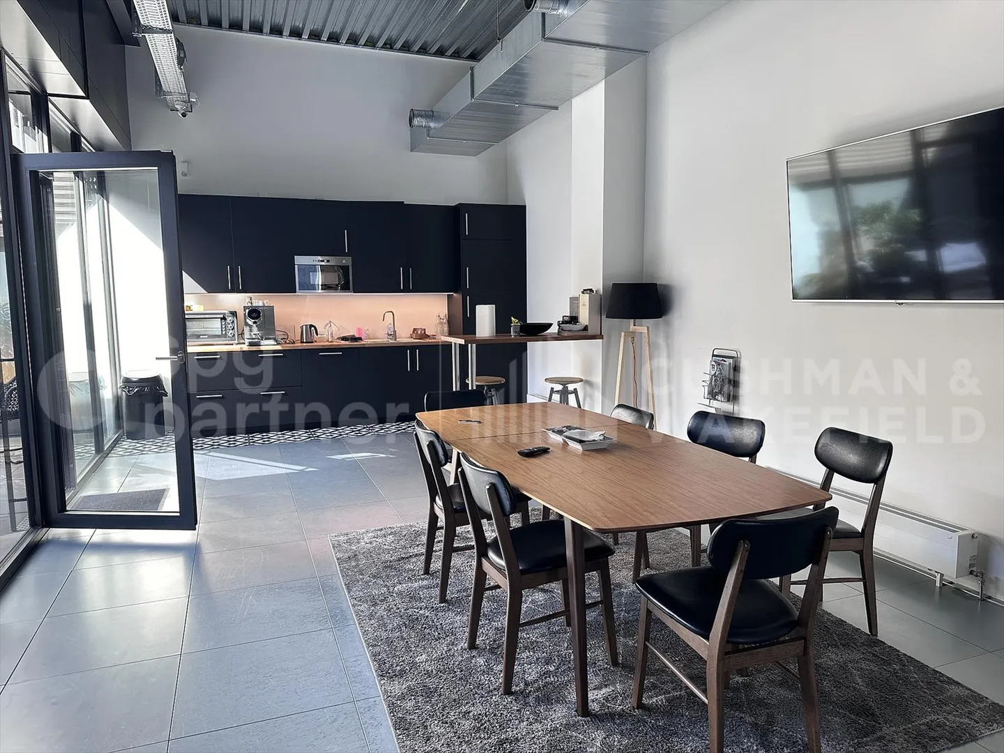 Tourbillon 6 - Photo 4 of 5