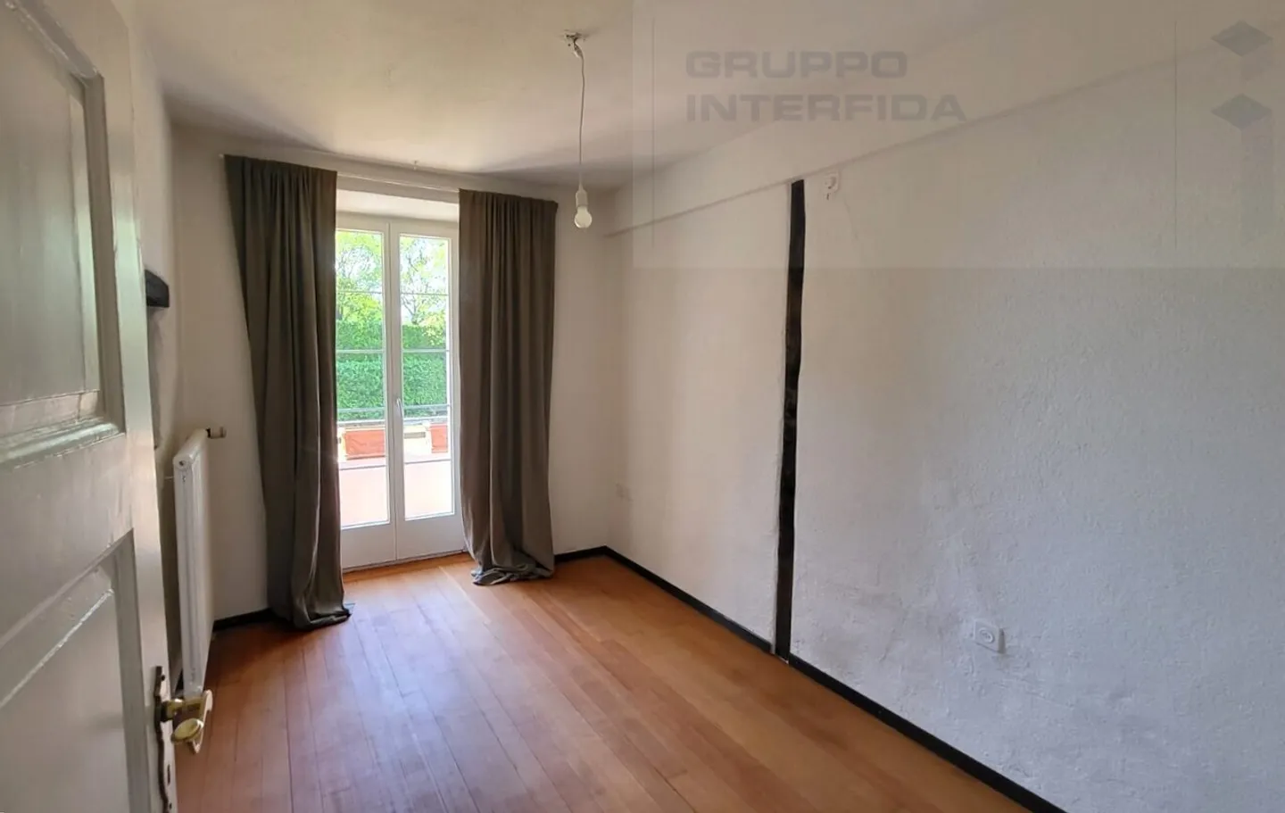 DUPLEX APARTMENT IN THE CENTER OF MENDRISIO - Photo 5 of 5