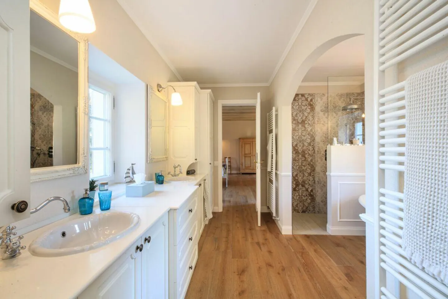 CUGNASCO - Incantevole villa con con parco e depandance per gli ospiti - Foto 10 di 30