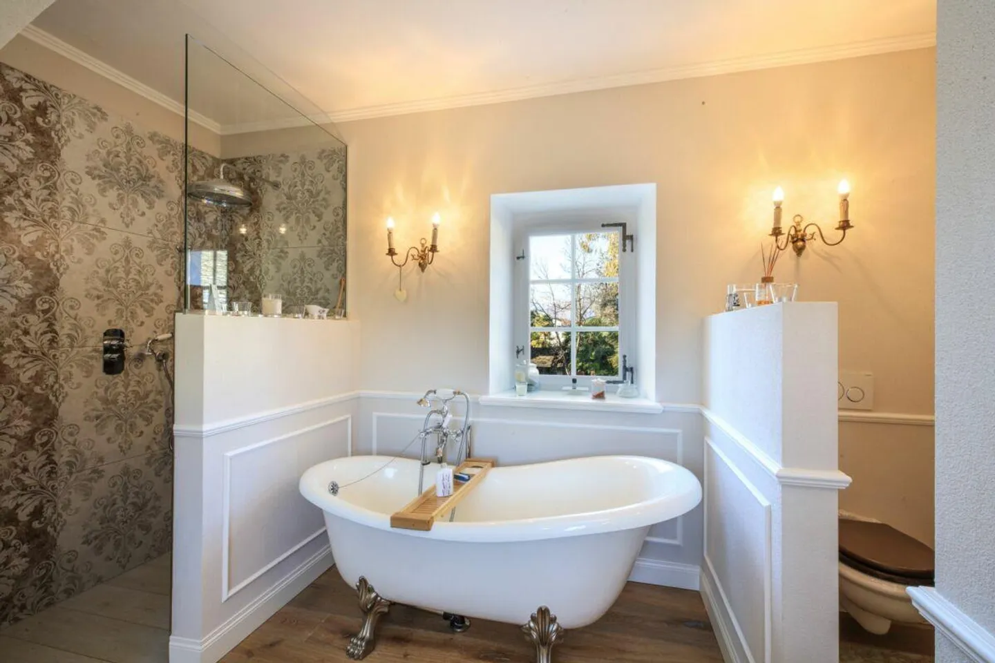 CUGNASCO - Incantevole villa con con parco e depandance per gli ospiti - Foto 11 di 30