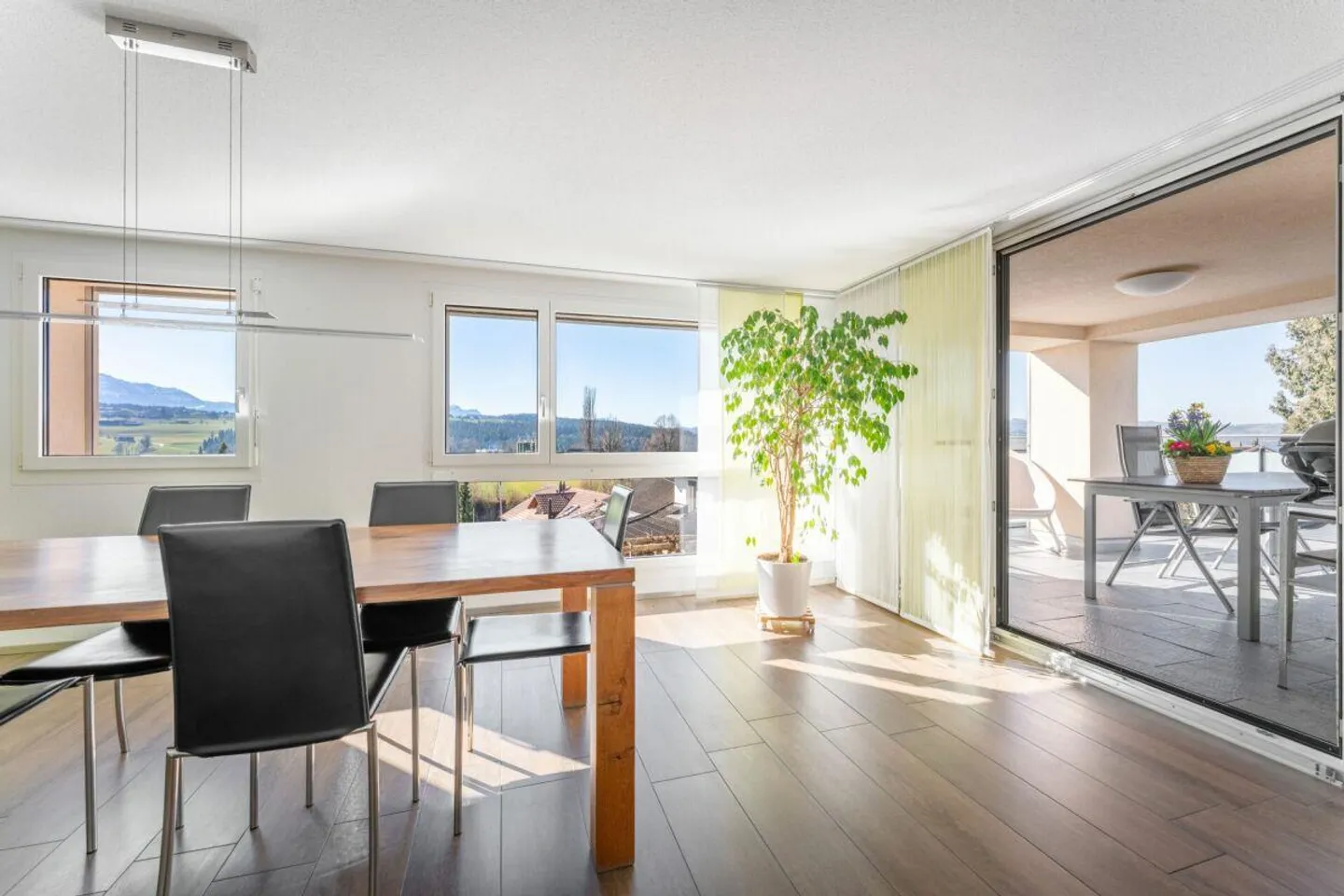 Casa di 7,5 stanze con vista fenomenale sulla montagna - Foto 4 di 14