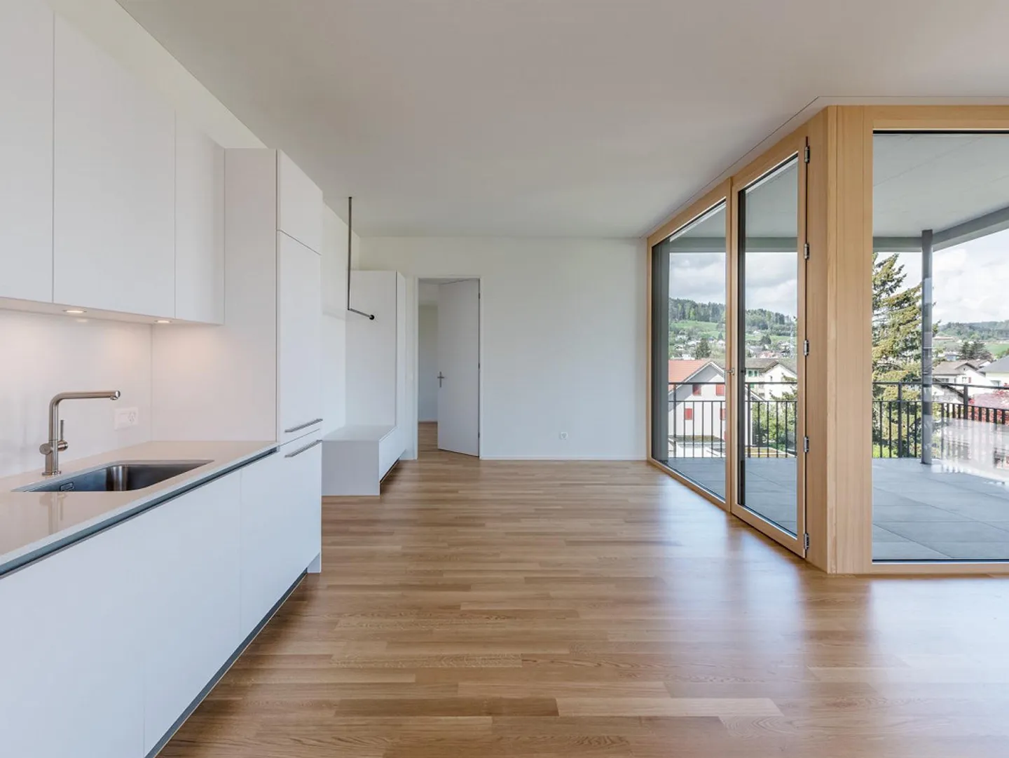 Modern 2.5-room apartment in Reinach AG available from February 1, 2026! - Photo 2 of 5