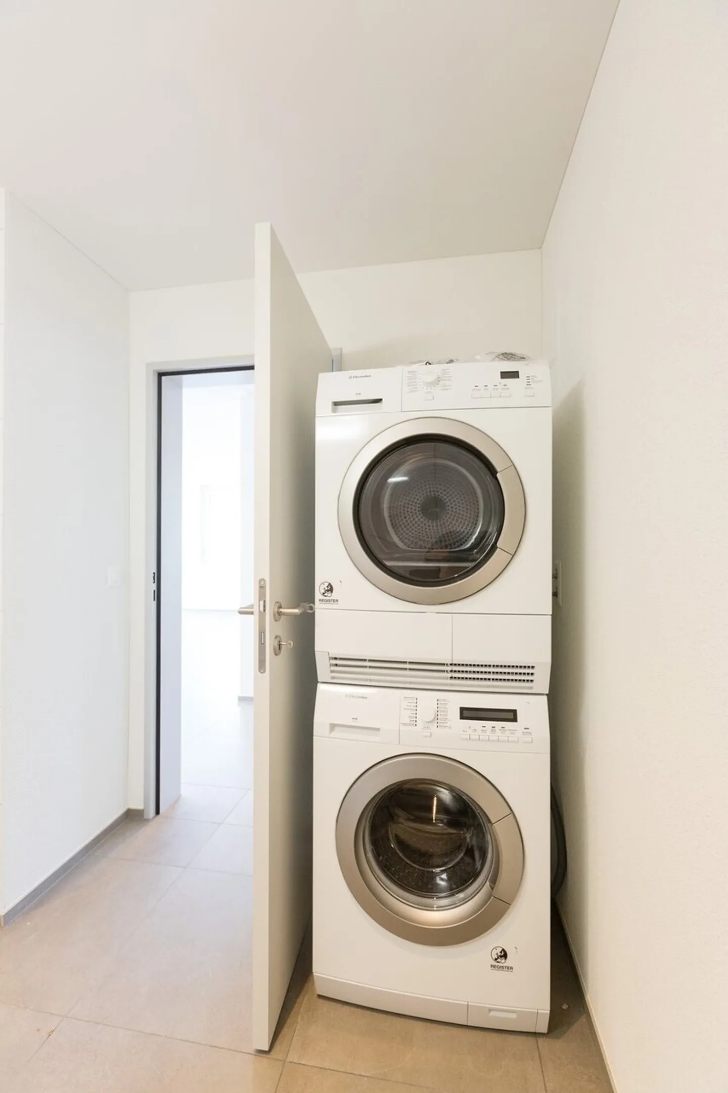 Appartamento moderno con vista - Foto 5 di 7