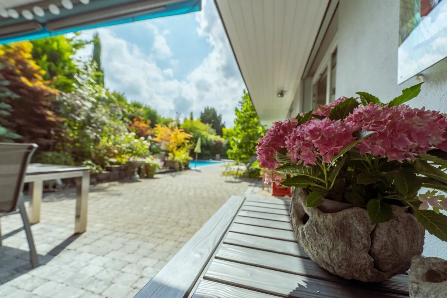Wunderschöne und grösszügige Villa - Foto 3 von 5