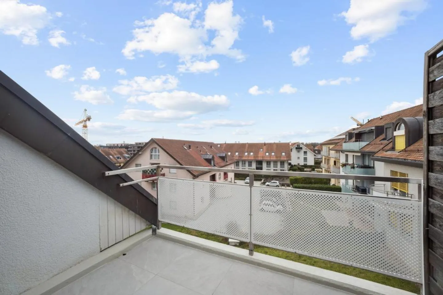 Prächtiges Dachgeschoss, komplett renoviert - Zentrum von Gland - Foto 8 von 9